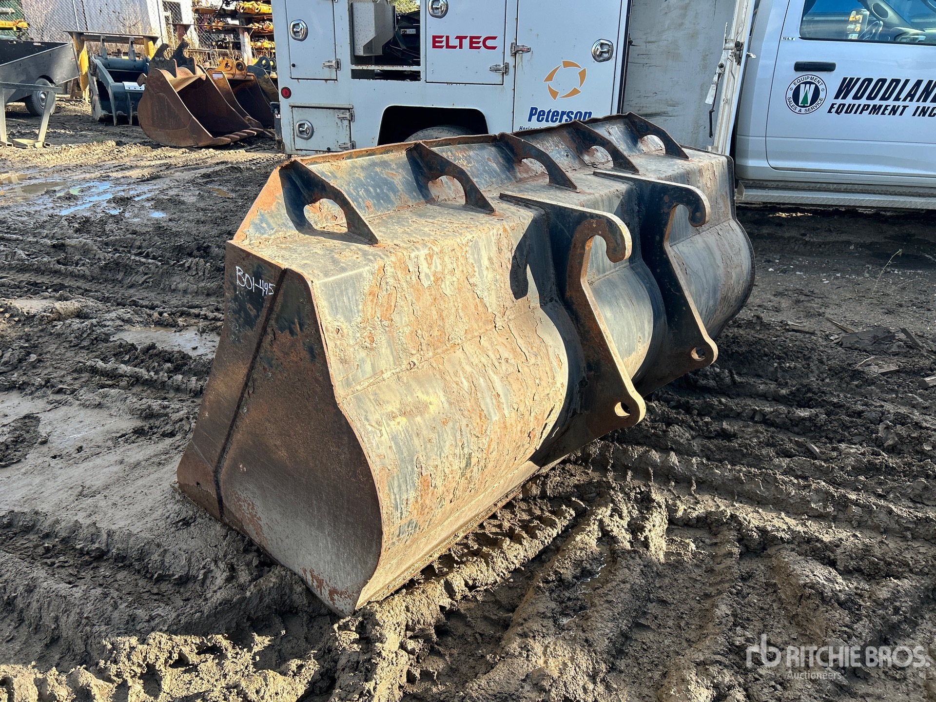 General Appearance with Bild, Ecke hinten links