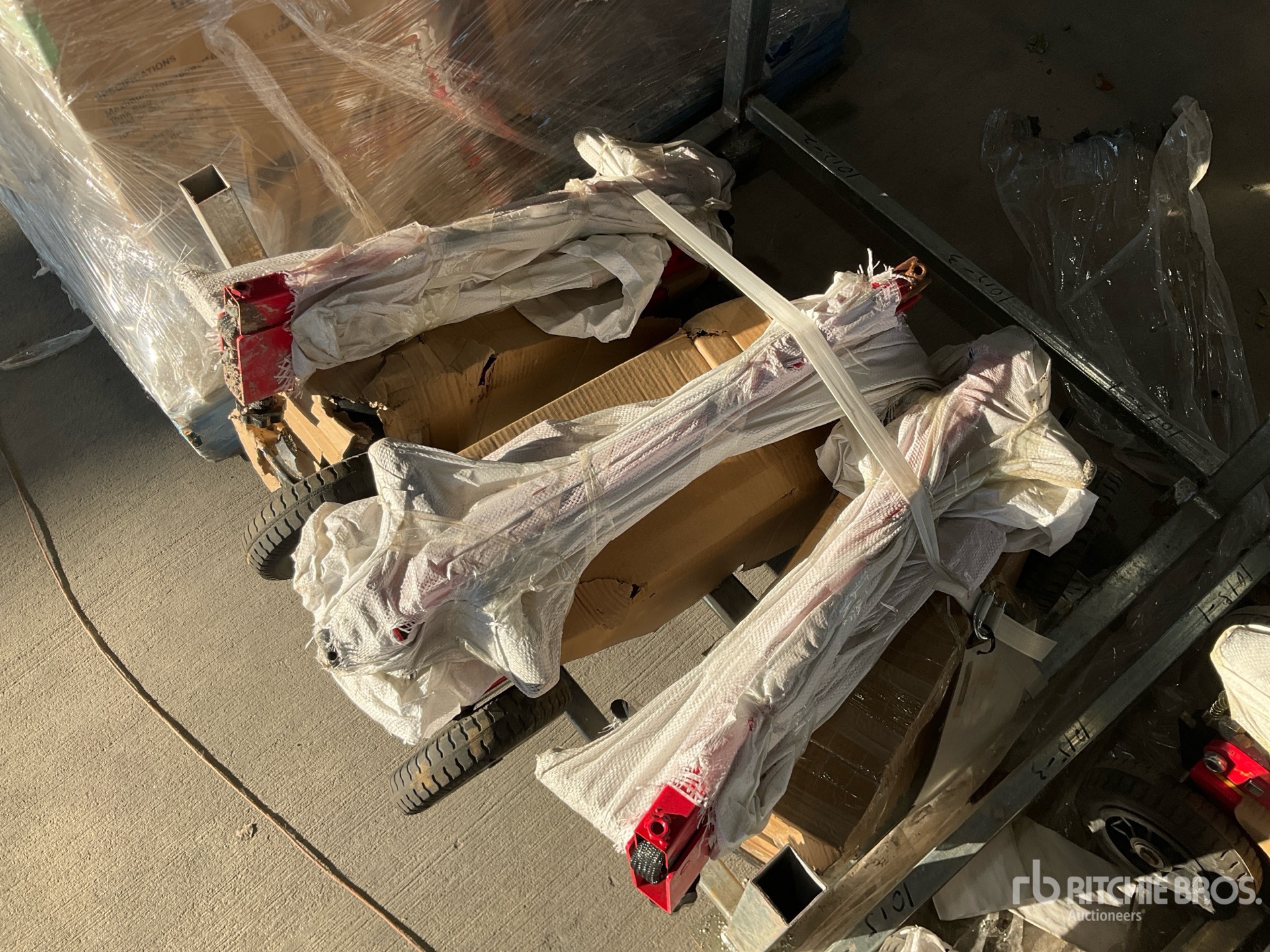 General Appearance with Bild, Ecke hinten links