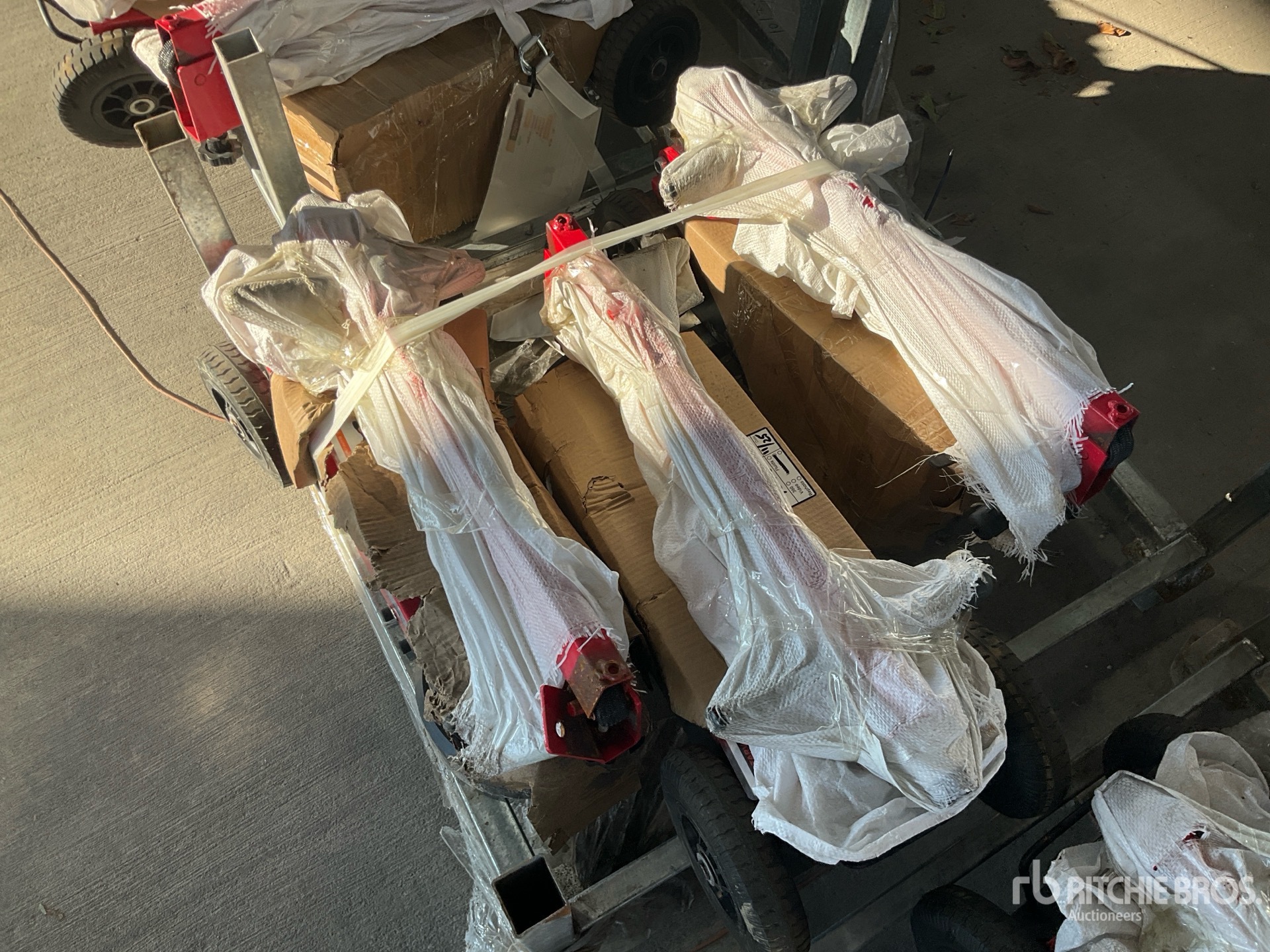 General Appearance with Bild, Ecke hinten links