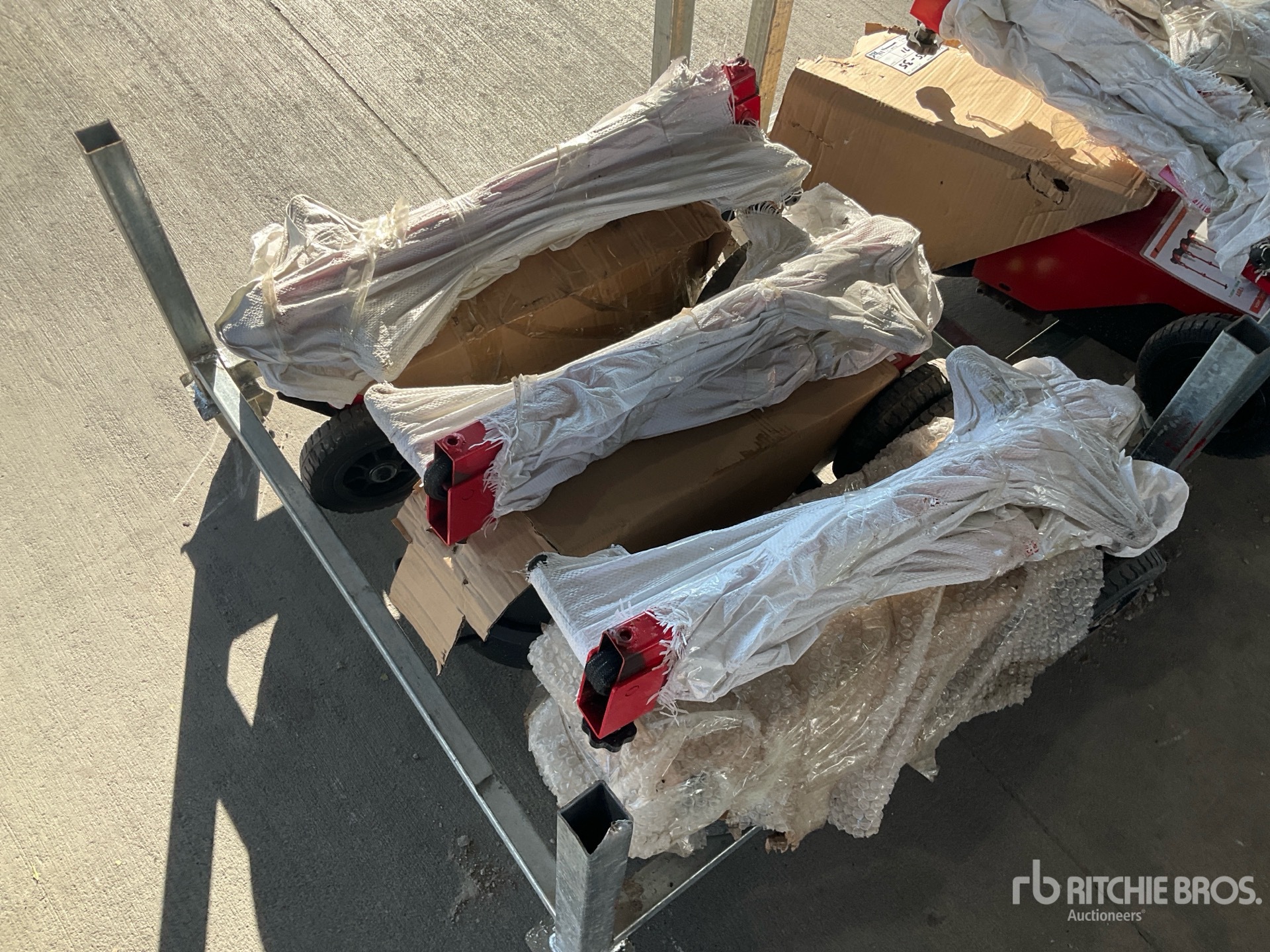 General Appearance with Bild, Ecke hinten rechts