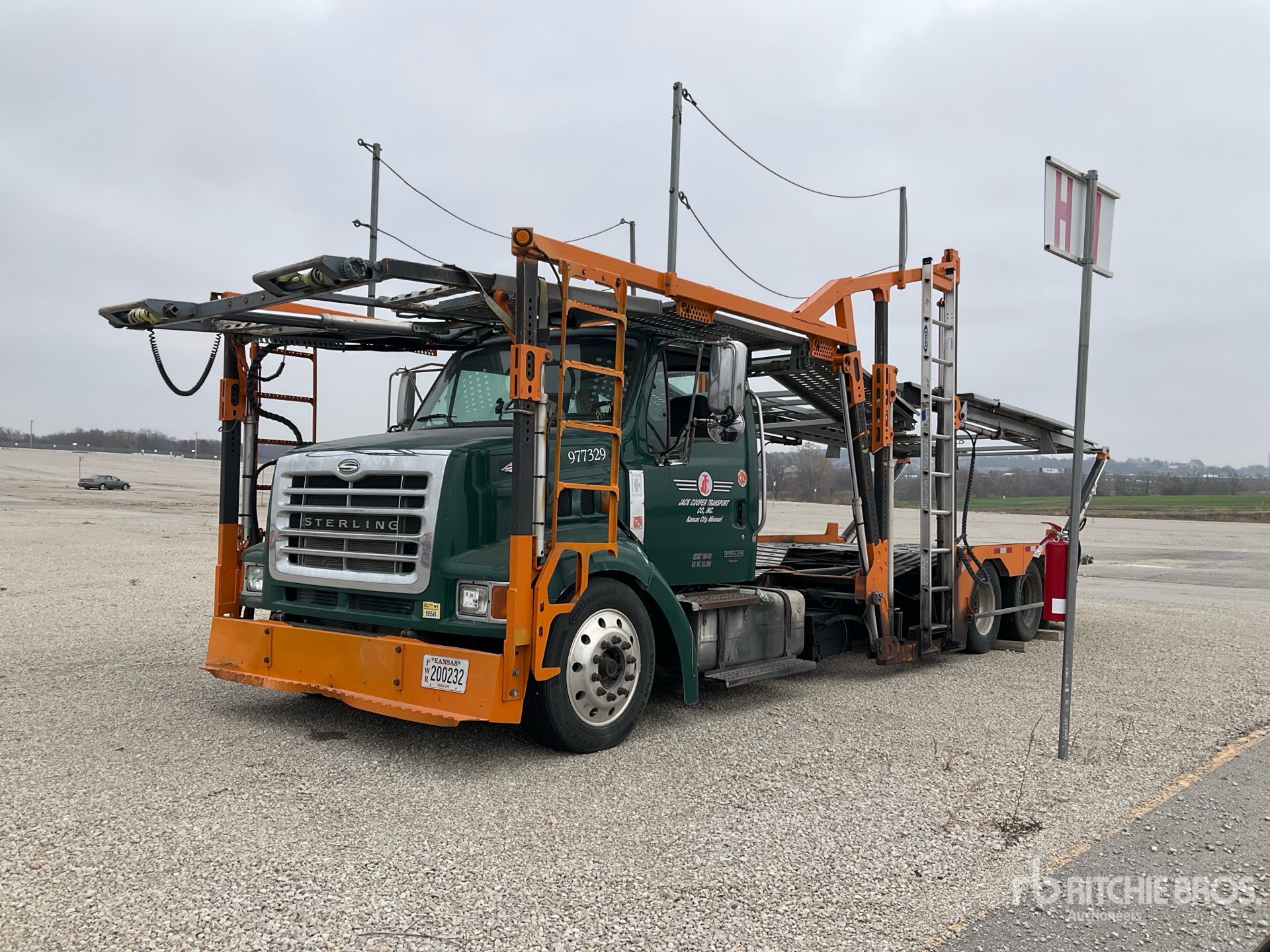 General Appearance with Featured Photo