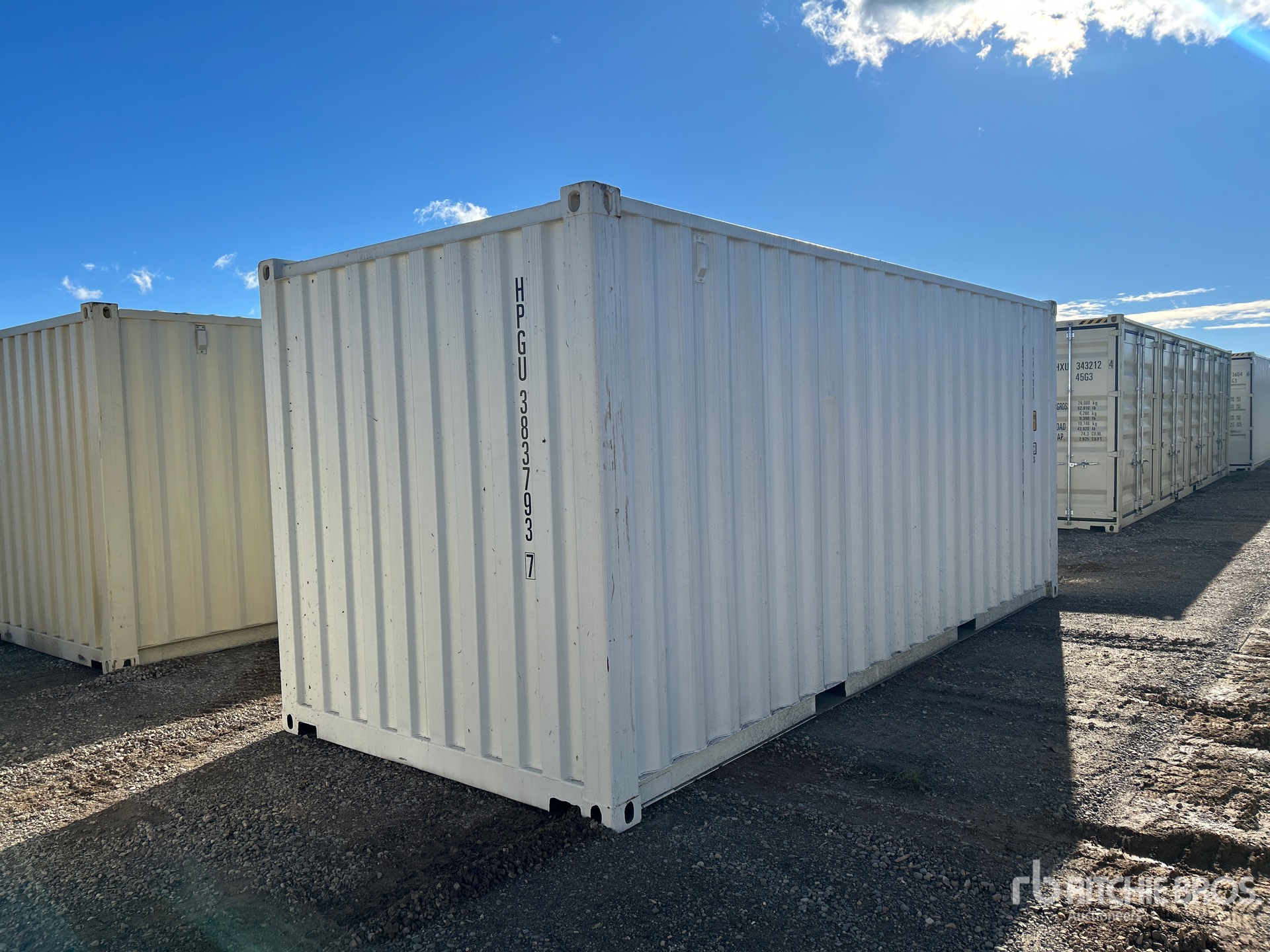 General Appearance with Bild, Ecke hinten rechts