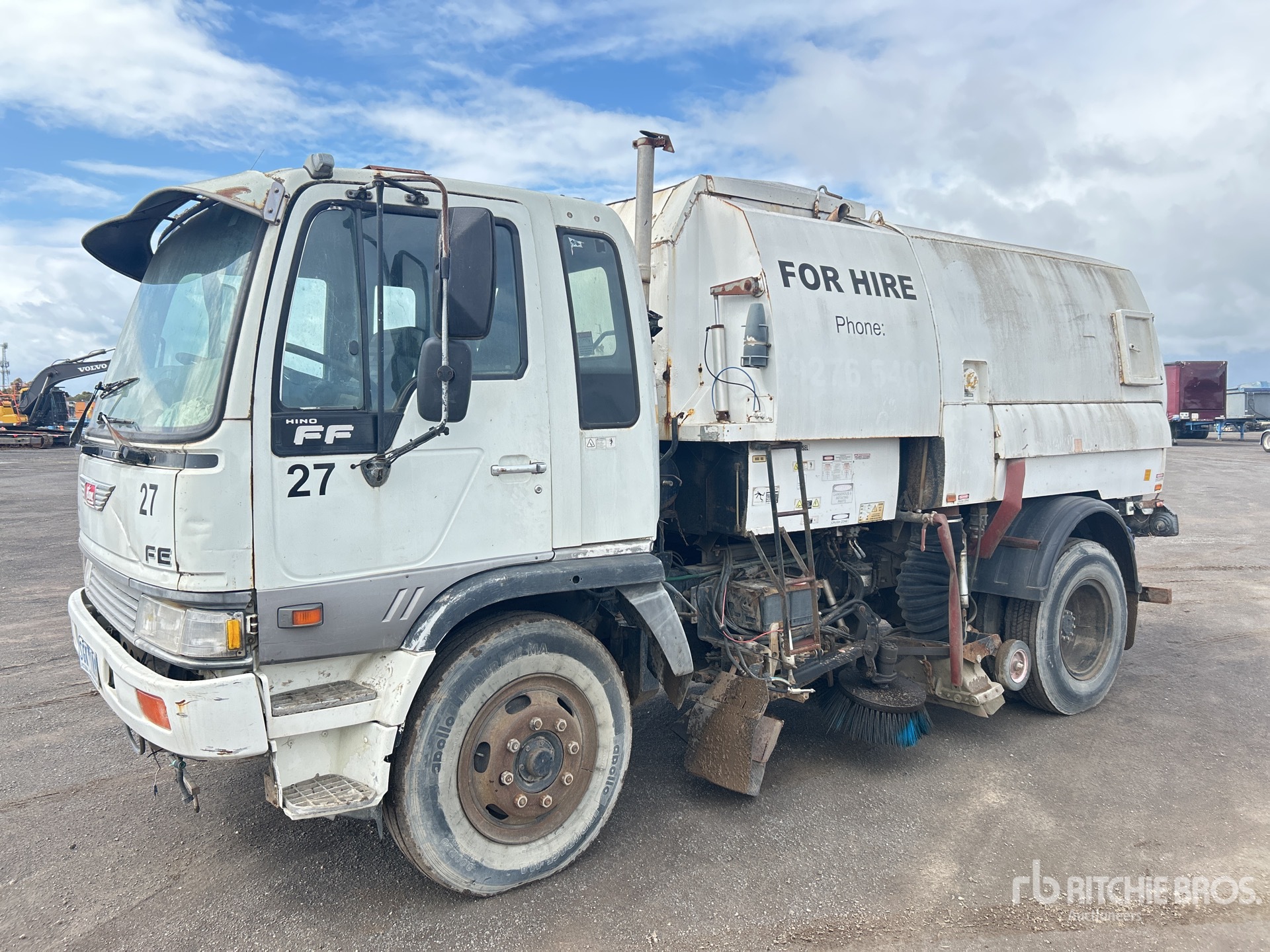 Aspect général with Image, coin avant droit