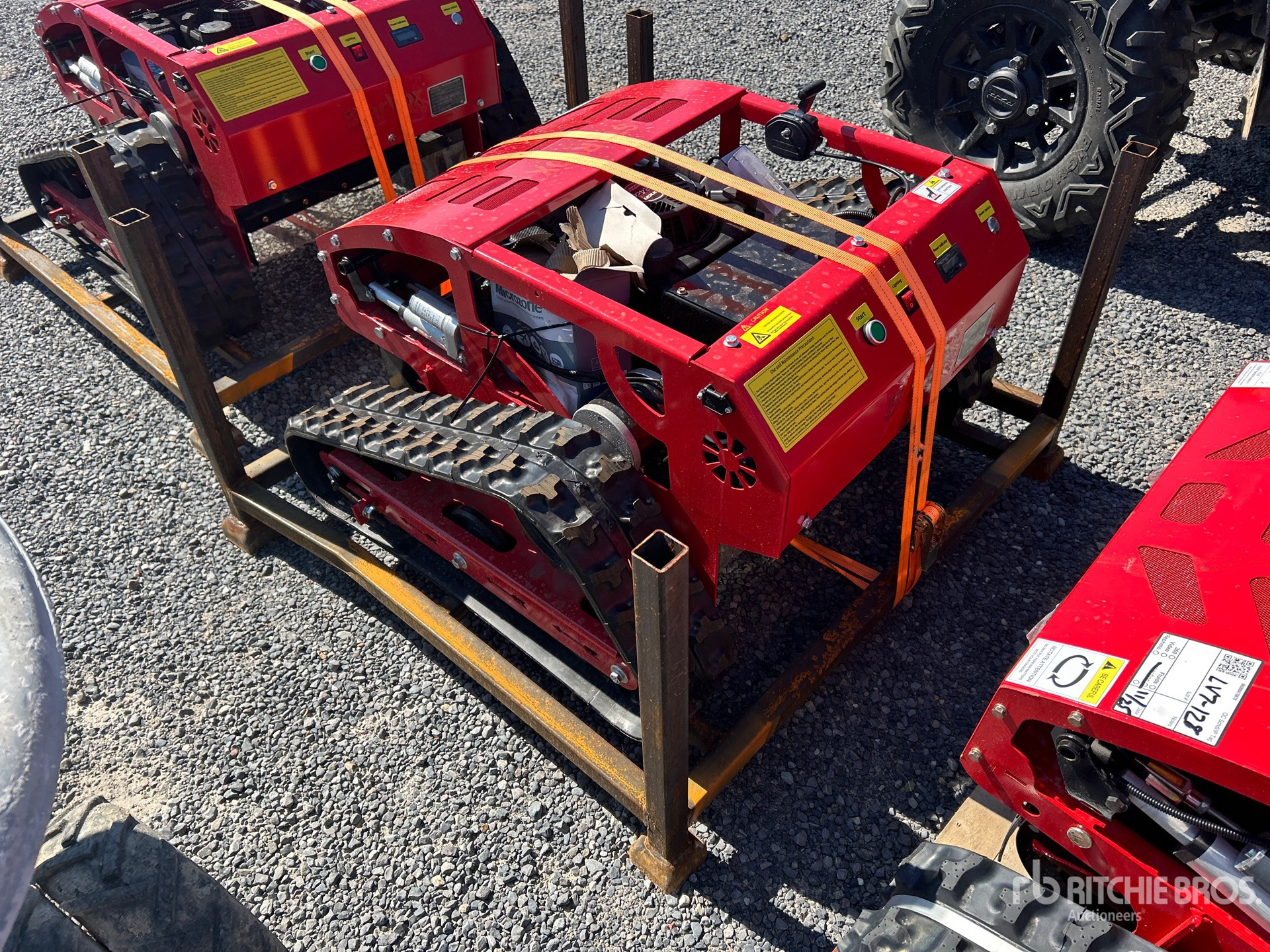 General Appearance with Foto, angolo posteriore sinistro