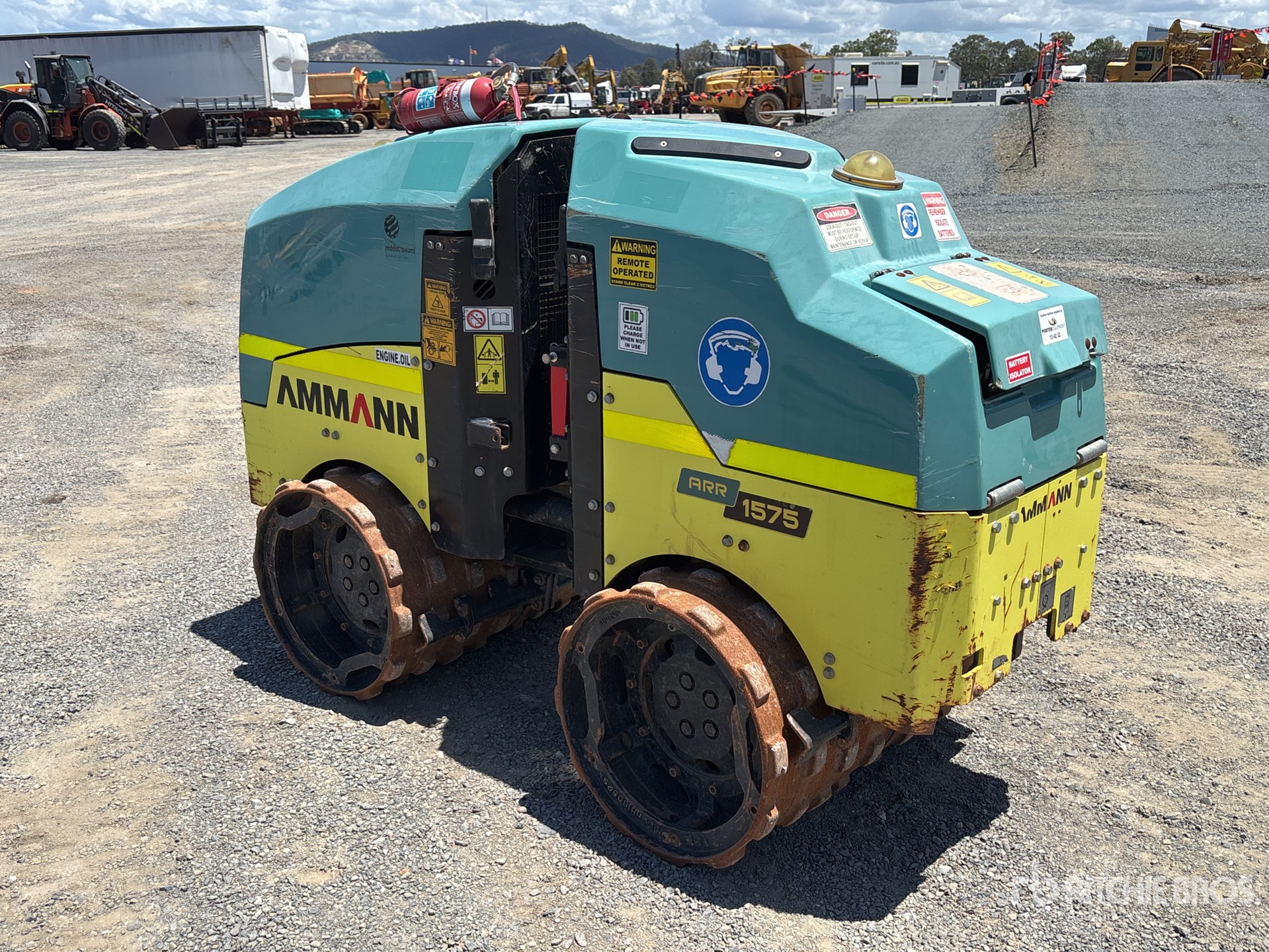 General Appearance with Picture, Right Front Corner