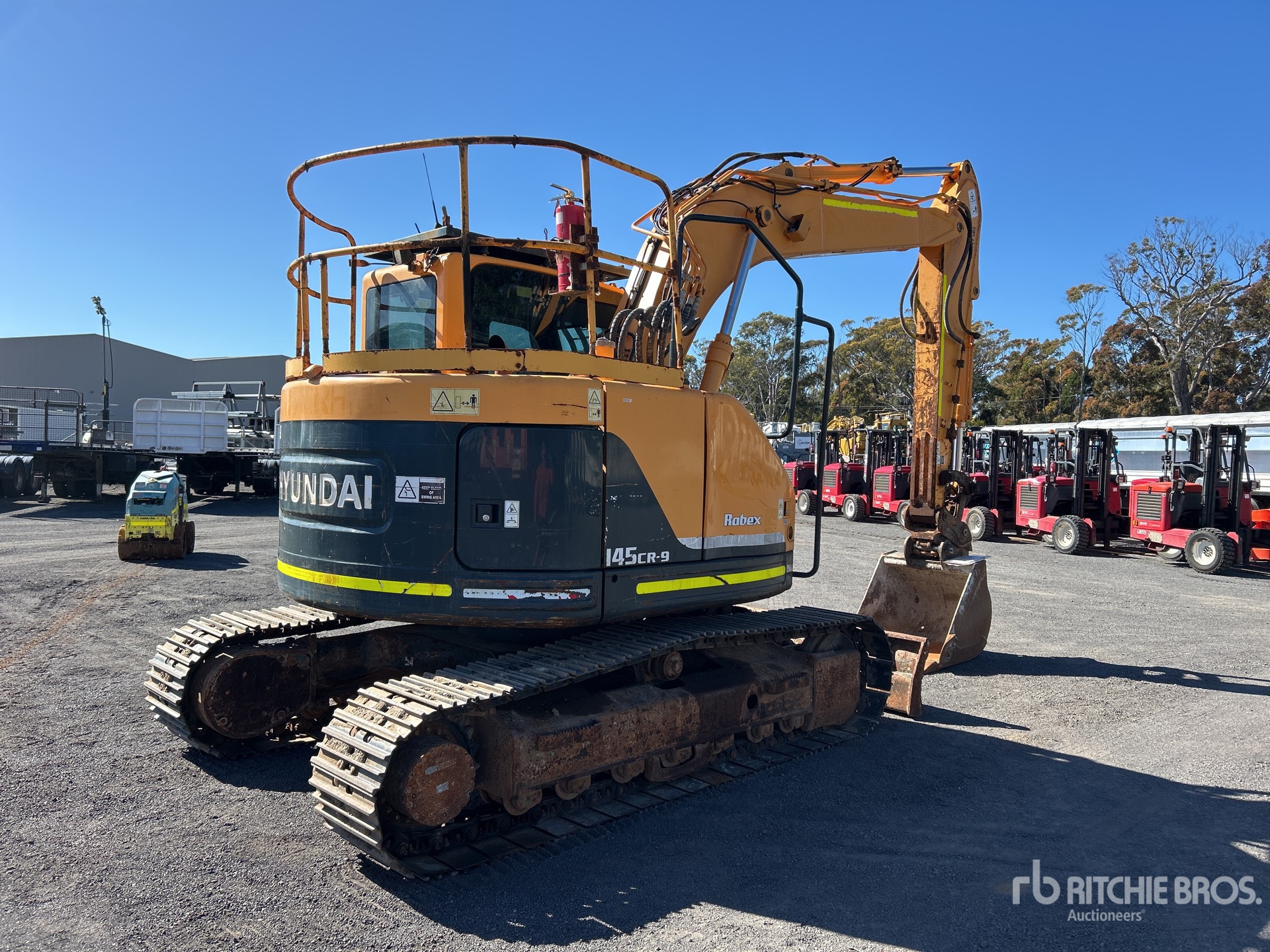 General Appearance with Picture, Right Rear Corner