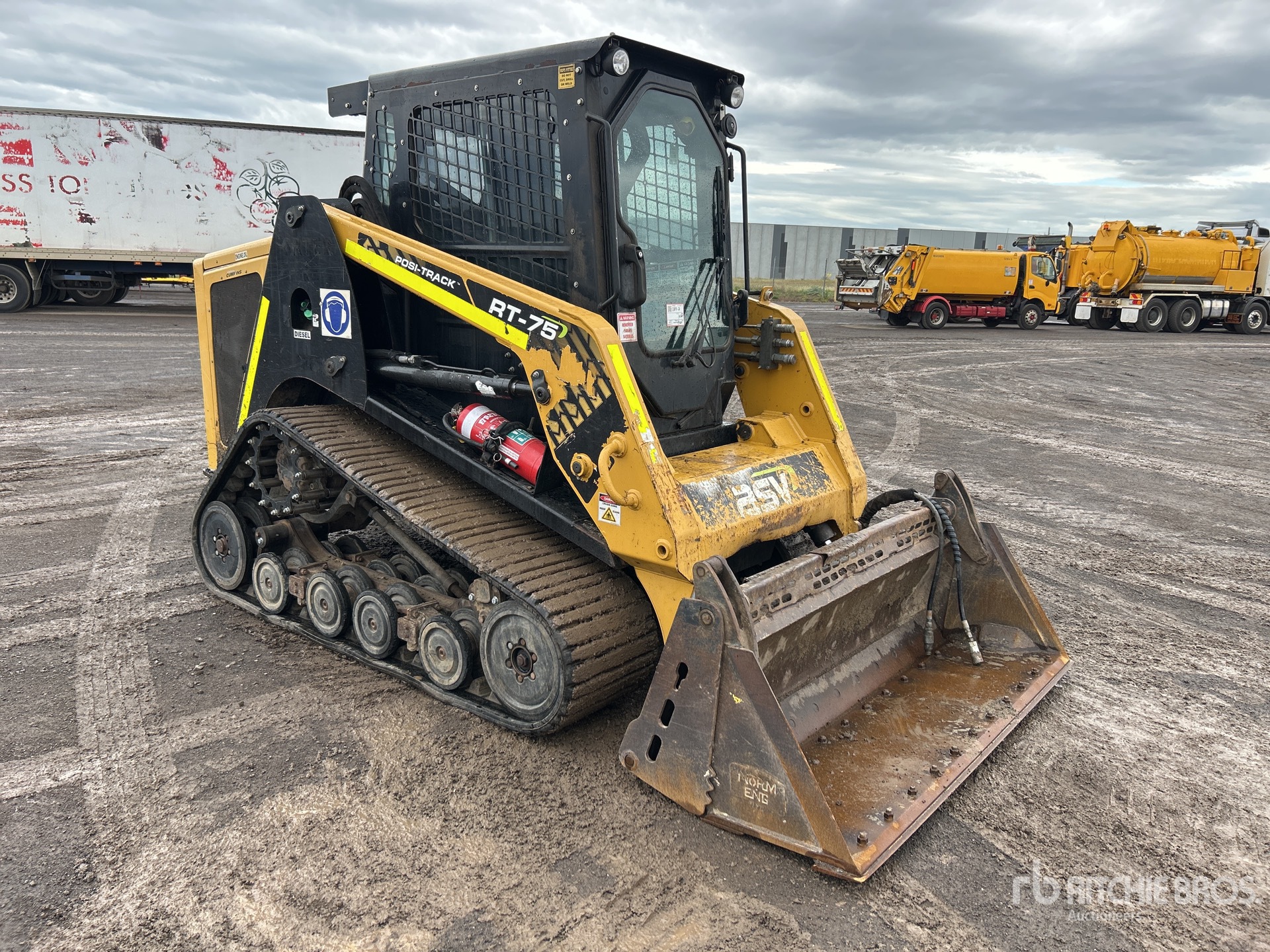 General Appearance with Picture, Right Front Corner