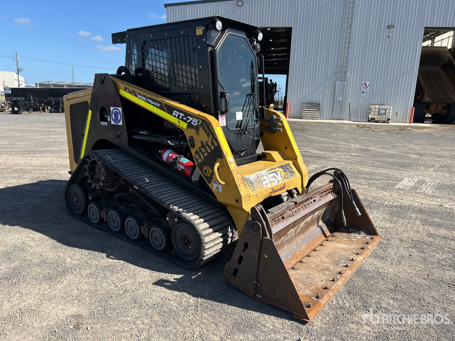 General Appearance with Picture, Right Front Corner