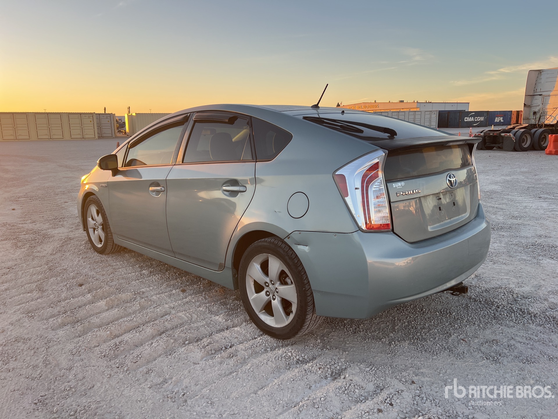 General Appearance with Picture, Left Rear Corner