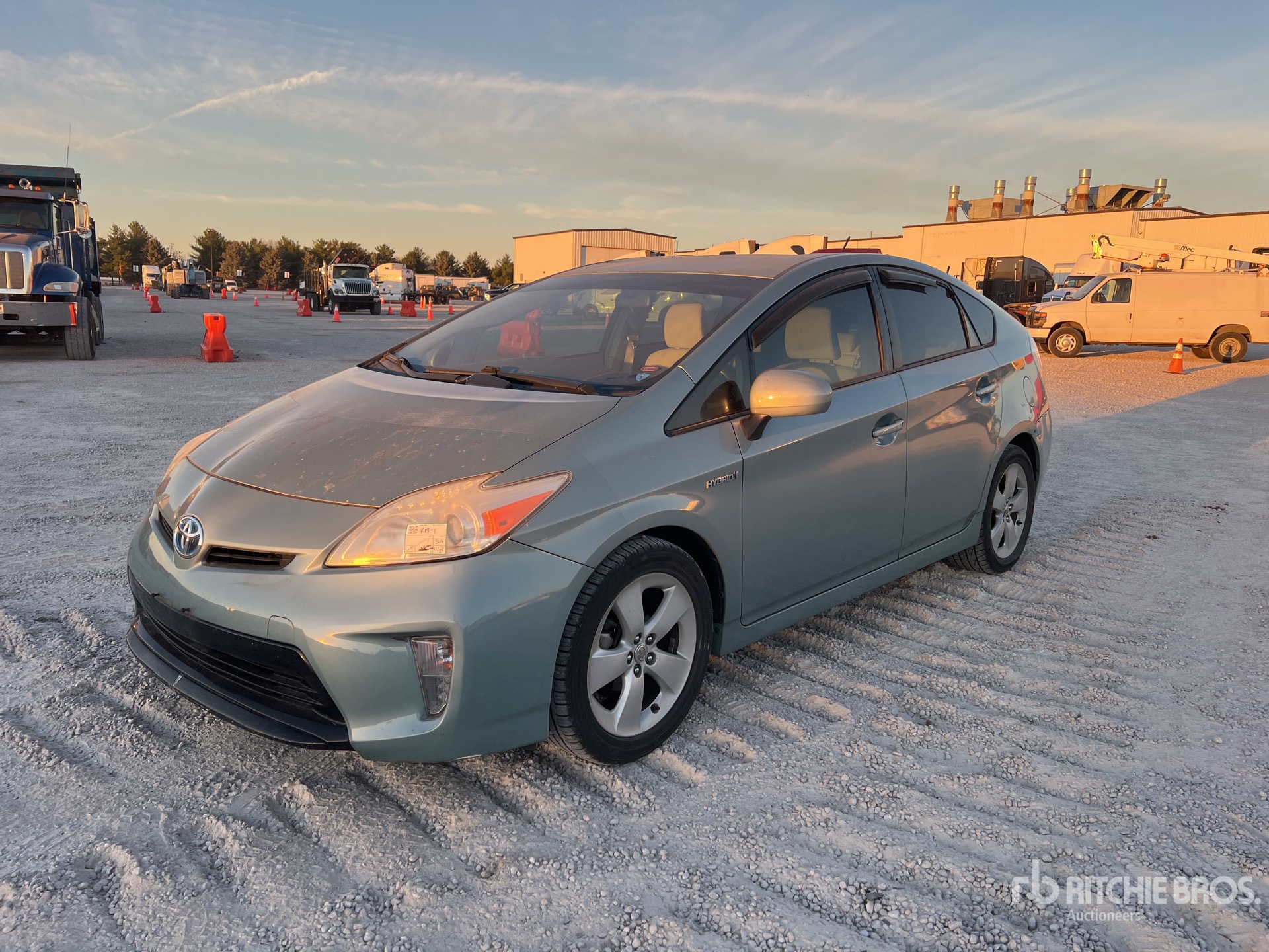 General Appearance with Featured Photo