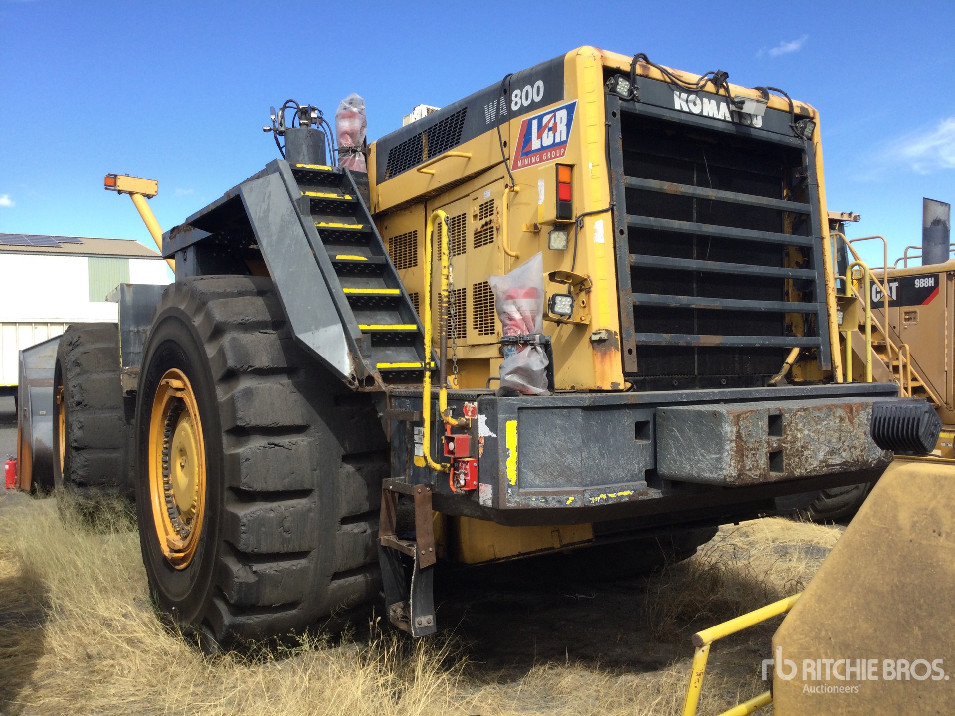 General Appearance with Foto, angolo posteriore sinistro