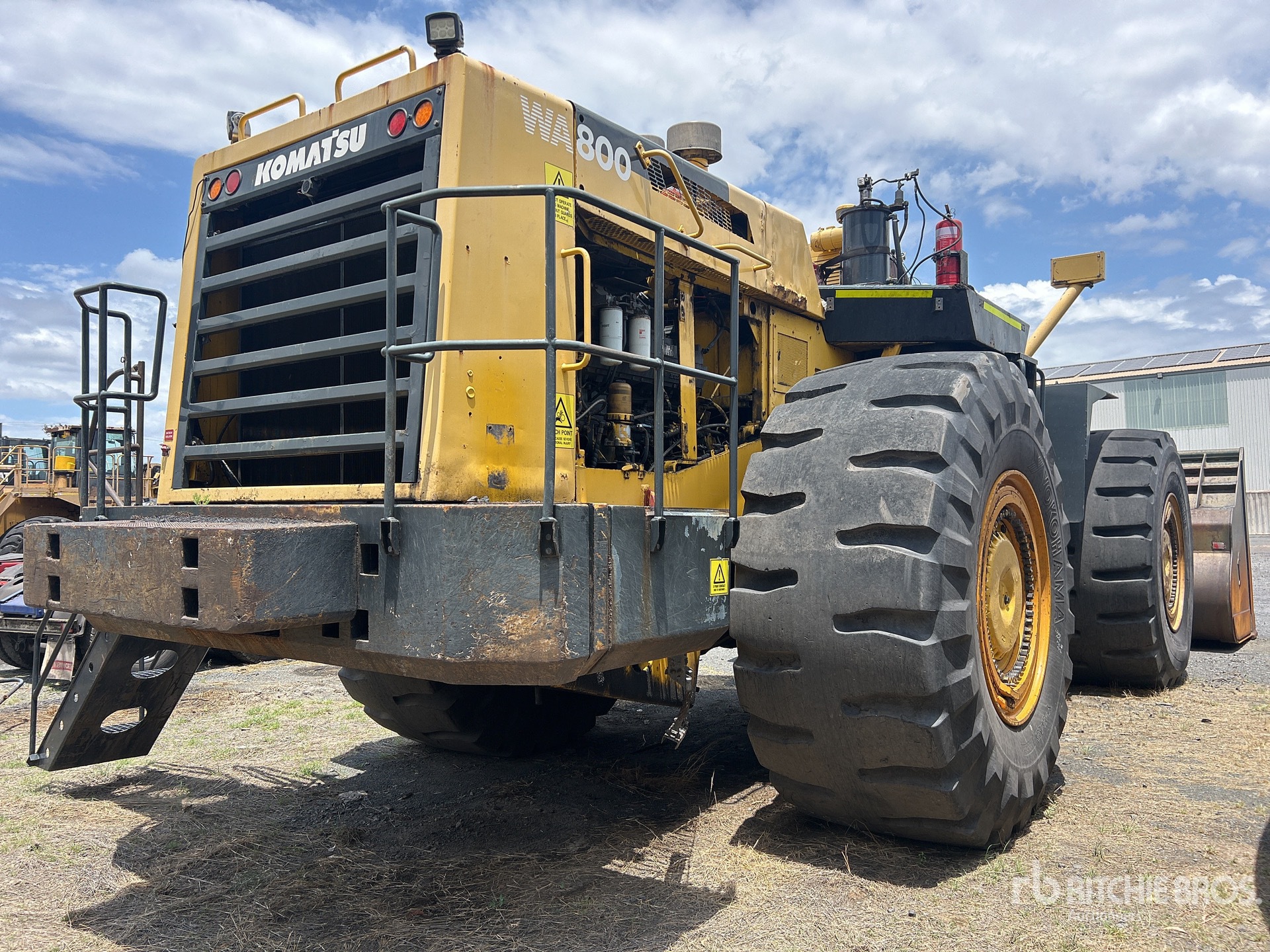 General Appearance with Foto, angolo anteriore sinistro