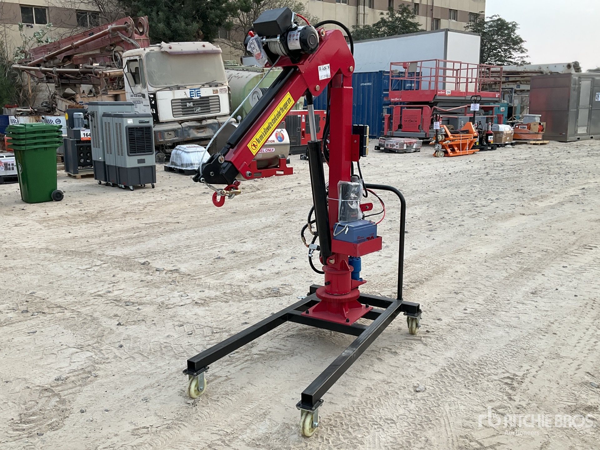 General Appearance with Picture, Right Front Corner