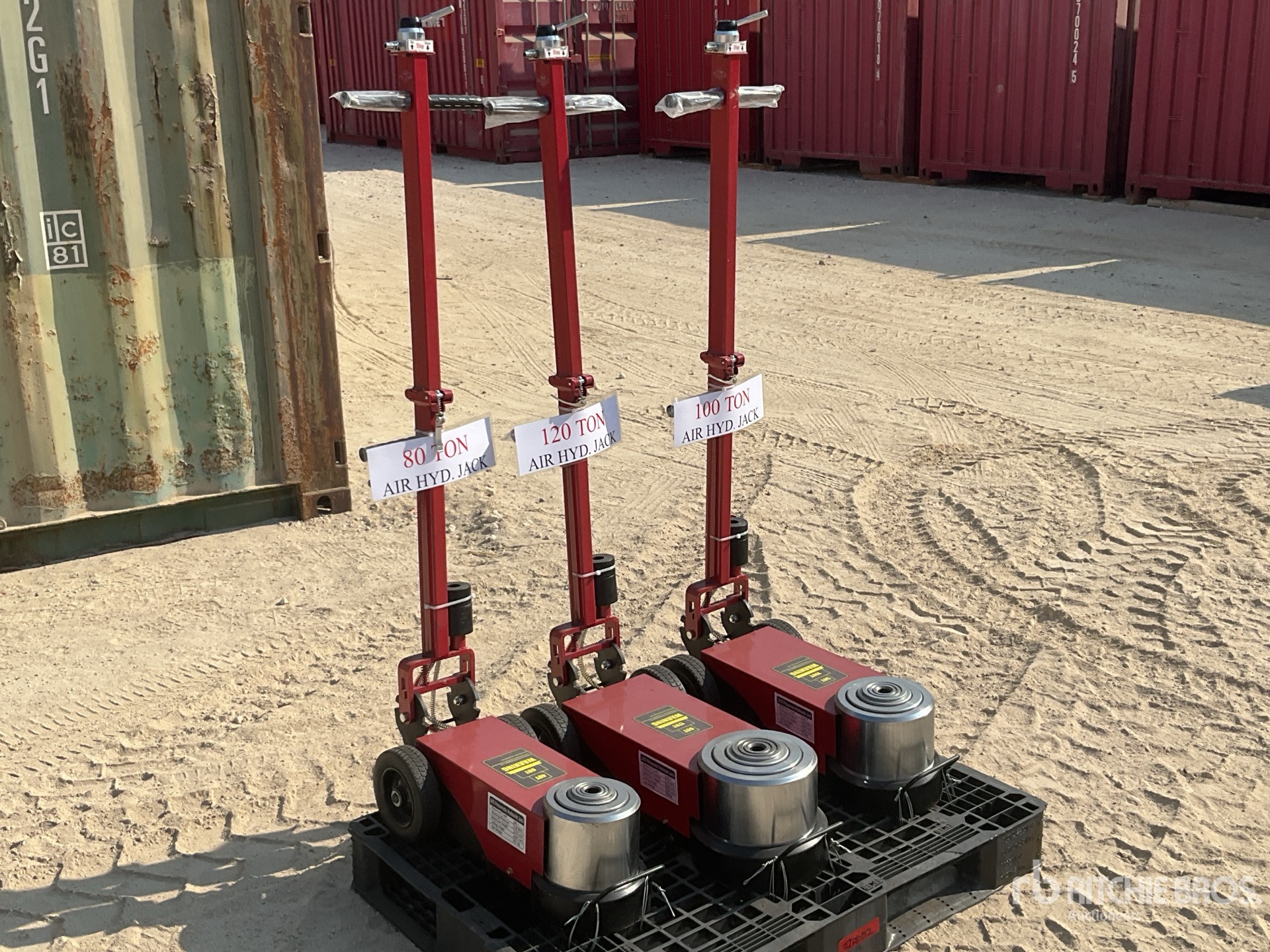 Aspect général with Image, coin avant droit