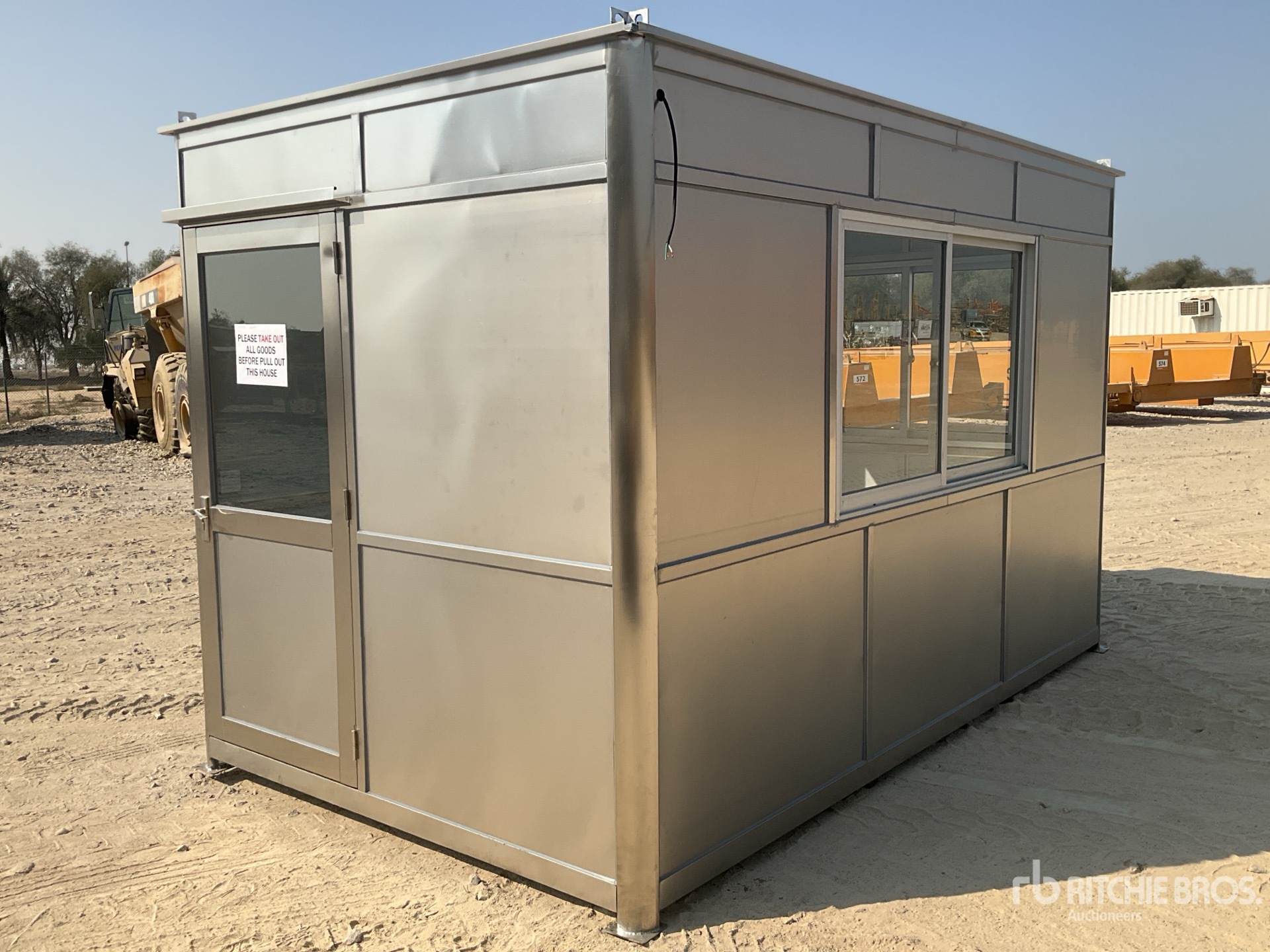 General Appearance with Zdjęcie, lewy dolny róg