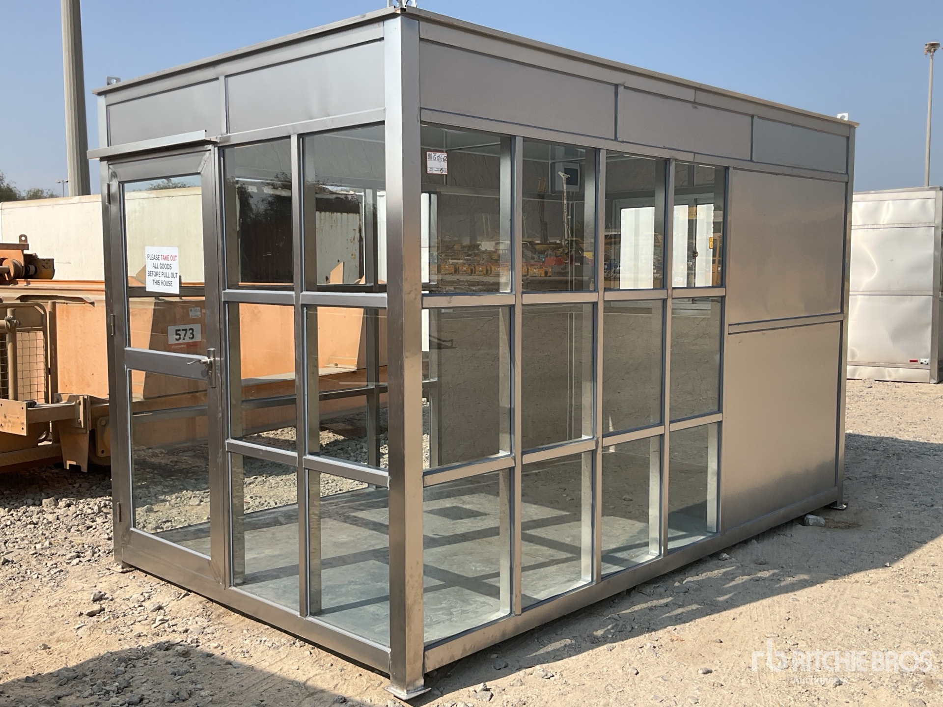 General Appearance with Picture, Left Rear Corner