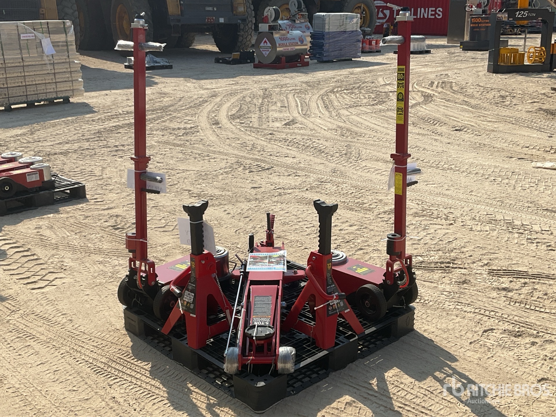 Aspect général with Image, coin arrière droit