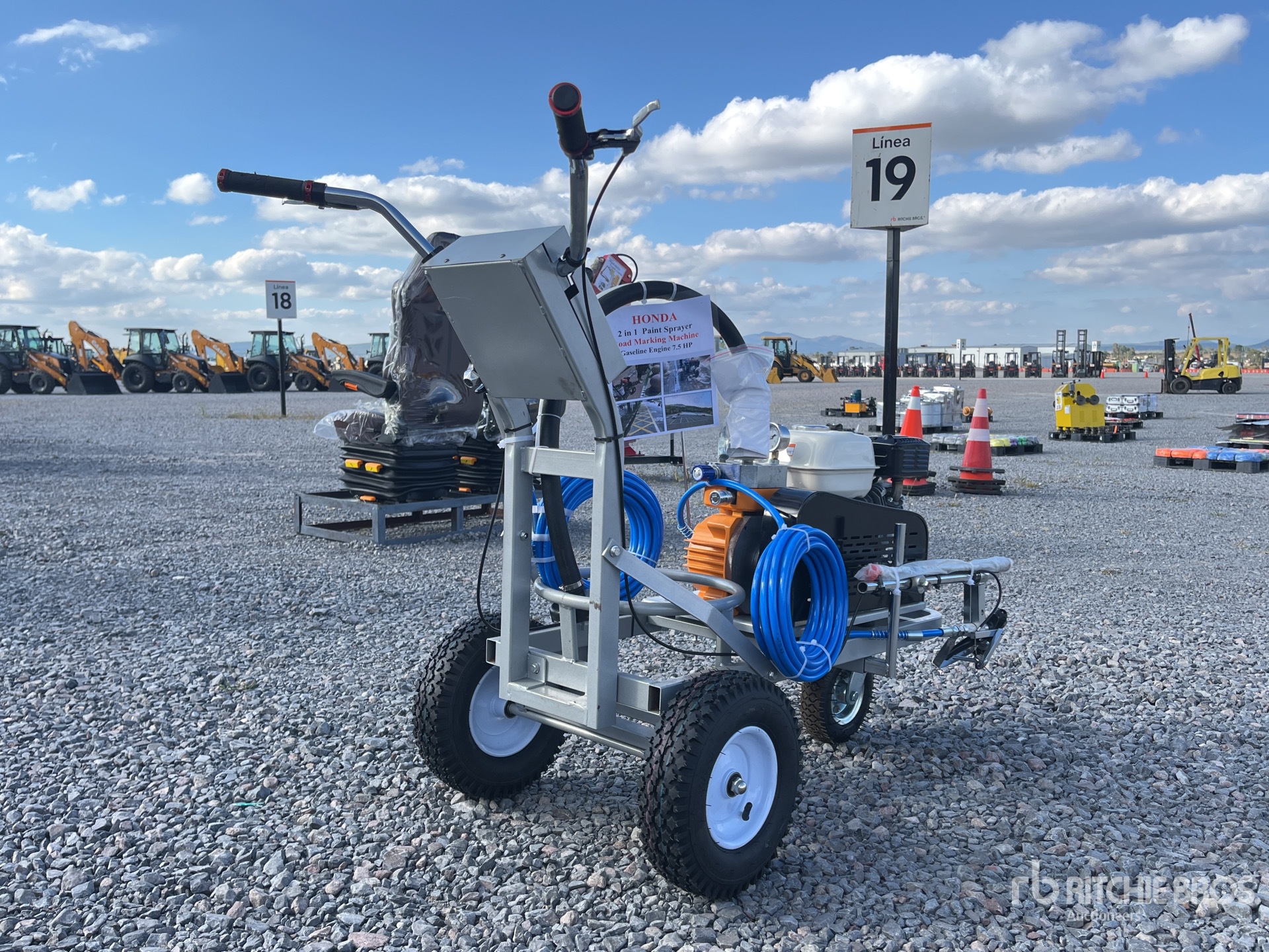 General Appearance with Bild, Ecke hinten rechts