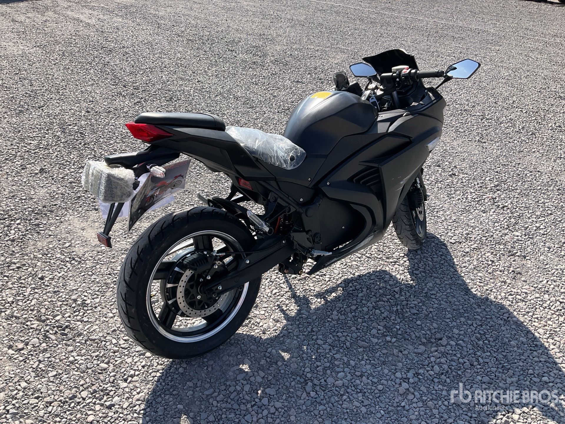 General Appearance with Imagen: esquina trasera derecha