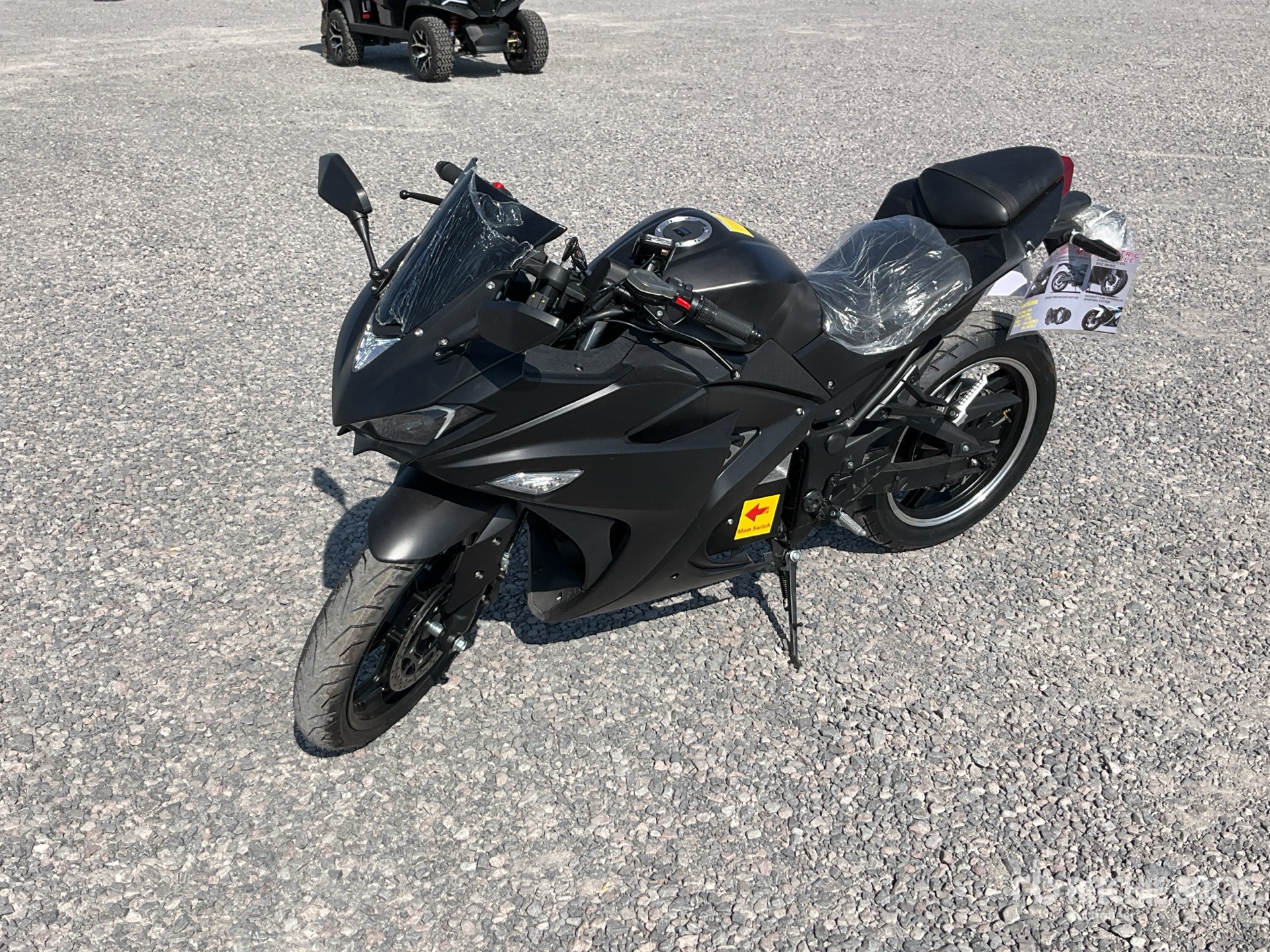 General Appearance with Featured Photo