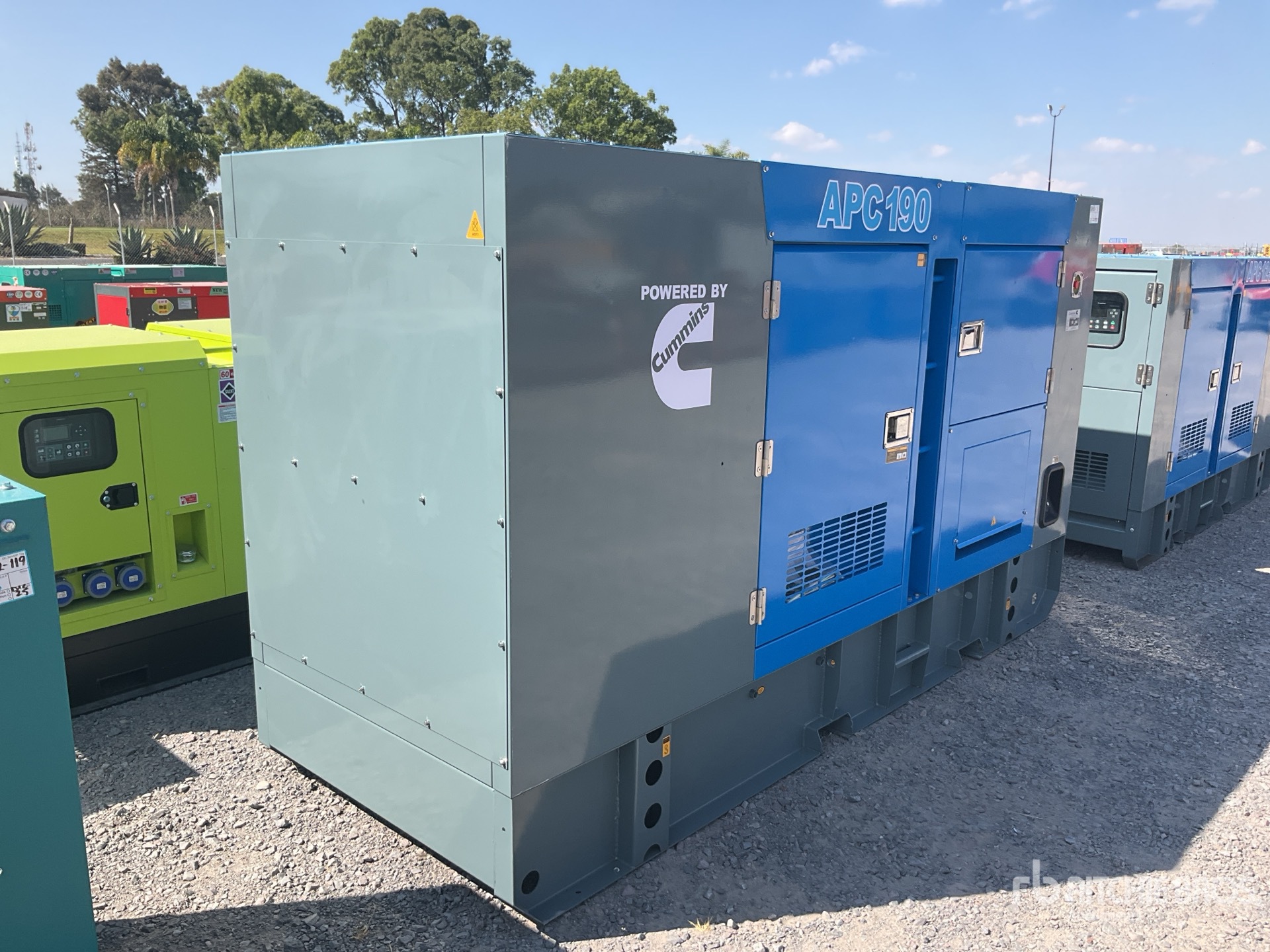 General Appearance with Picture, Right Rear Corner