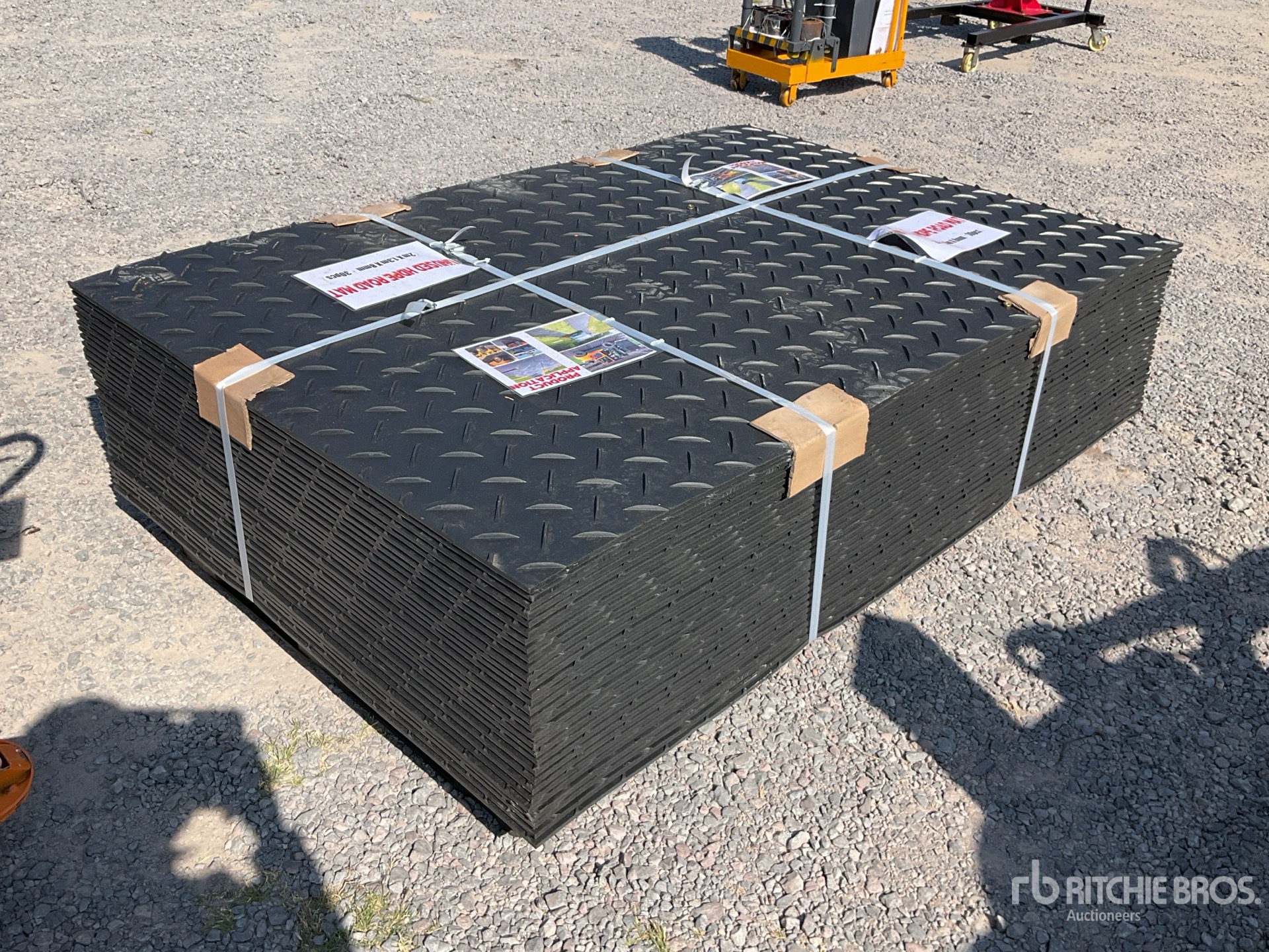 General Appearance with Image, coin avant gauche