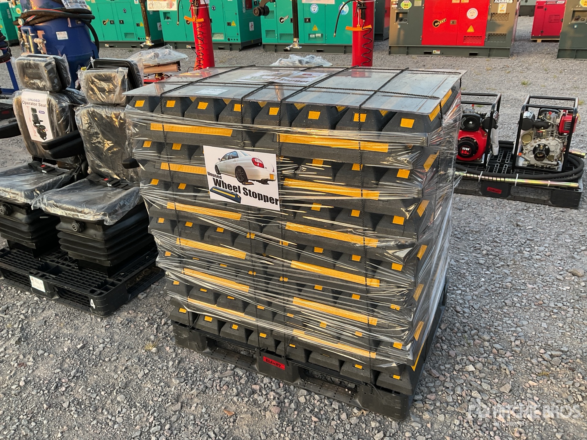 General Appearance with Featured Photo