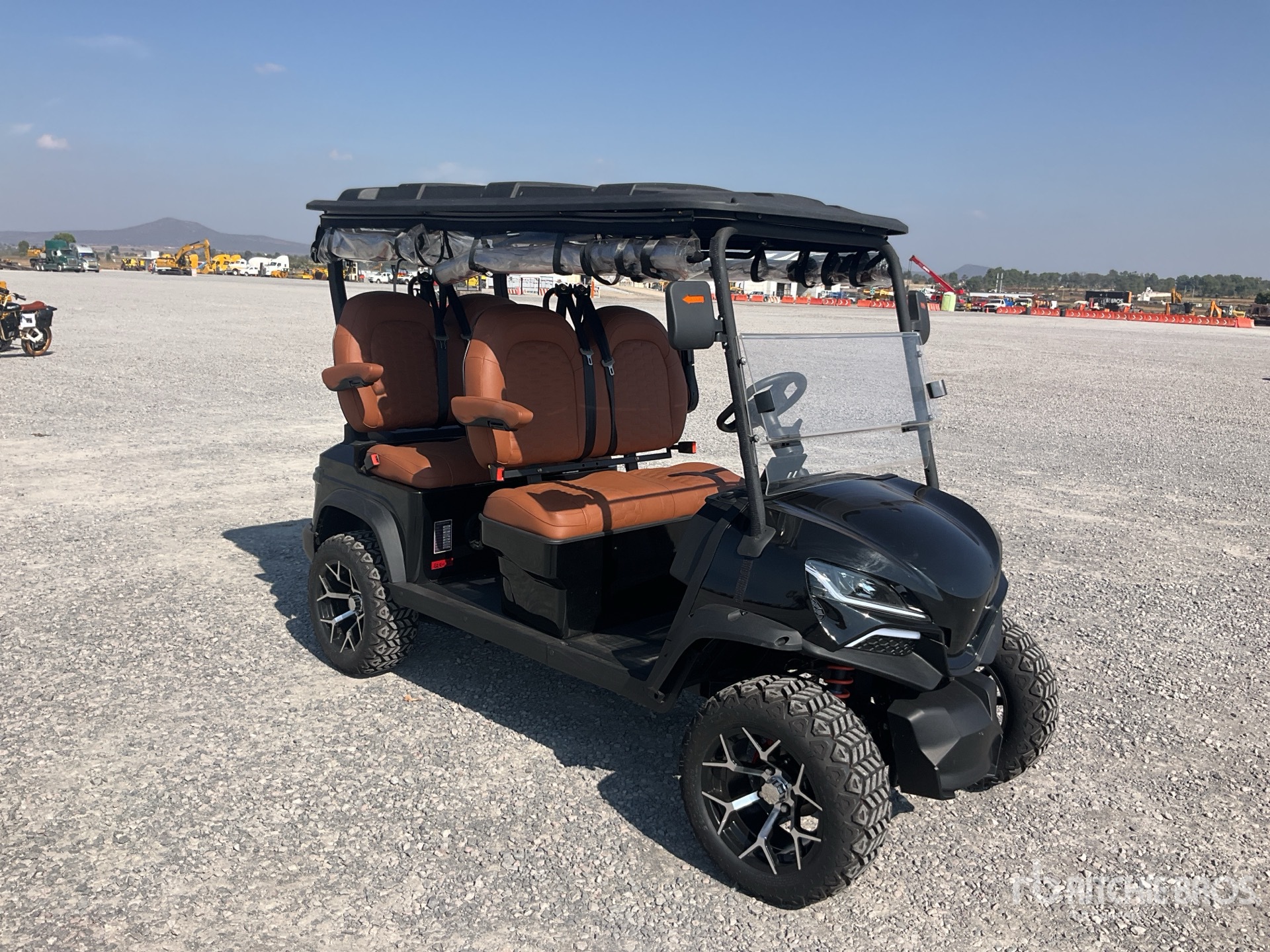 Aspect général with Image, coin avant droit