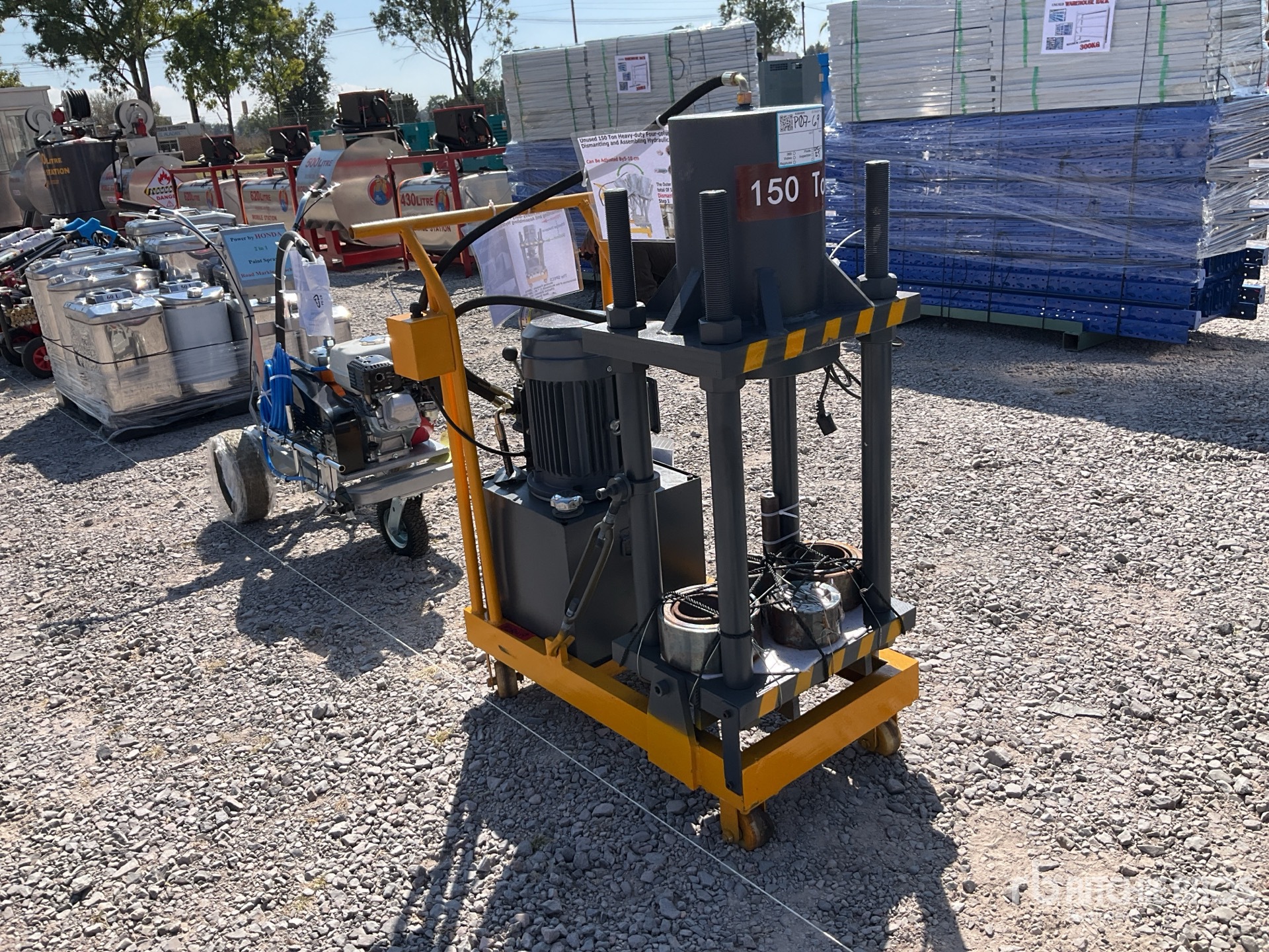 General Appearance with Image, coin avant droit