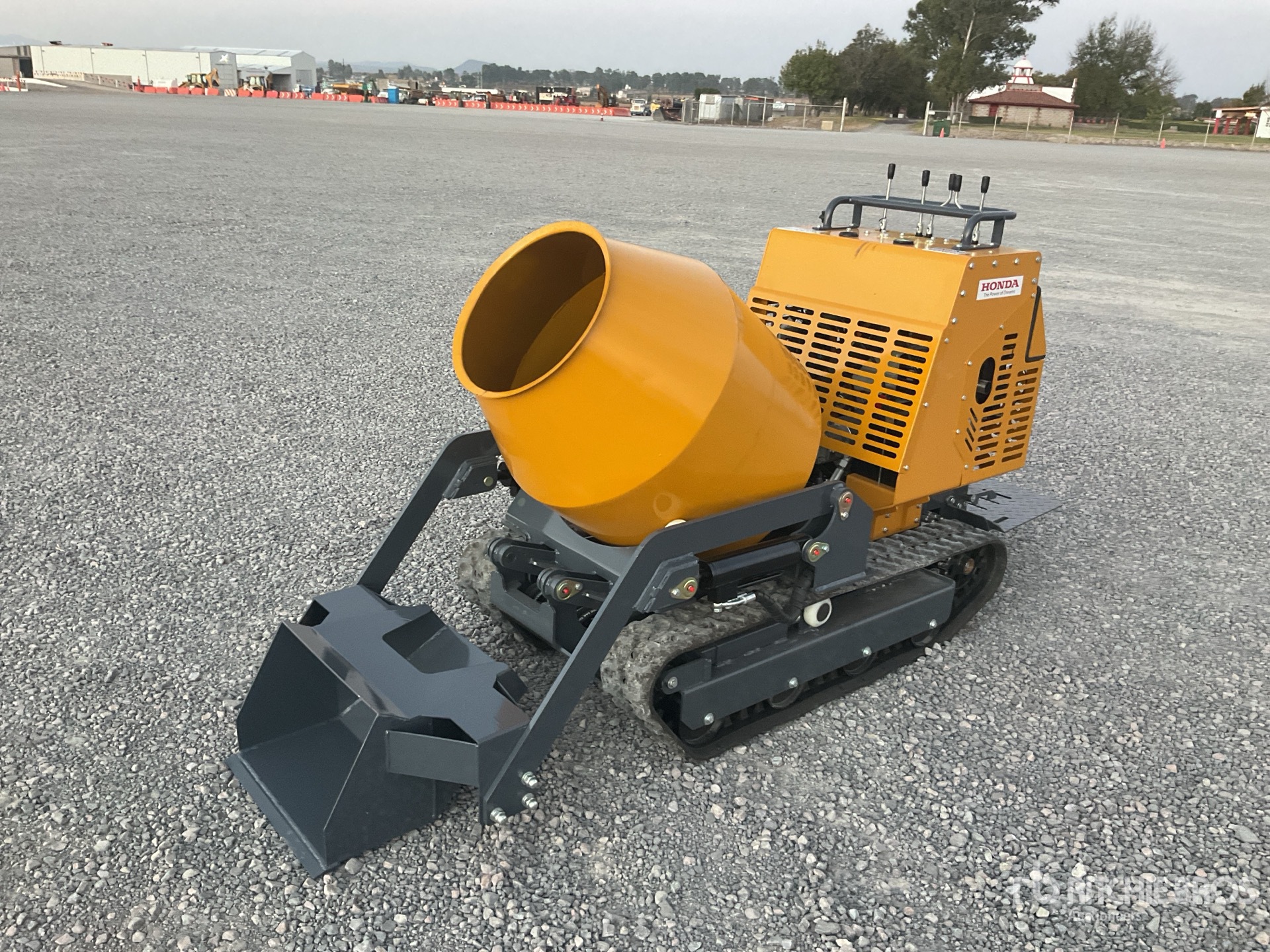 General Appearance with Featured Photo