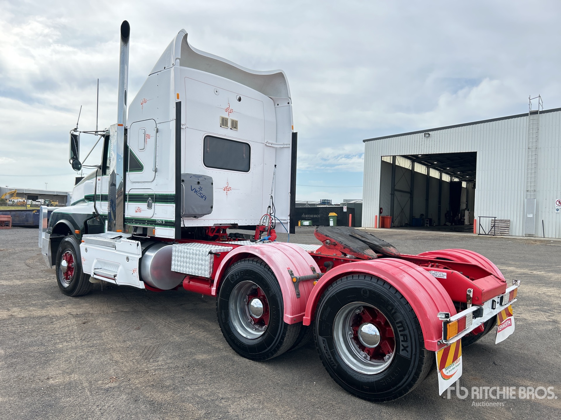 General Appearance with Picture, Right Rear Corner