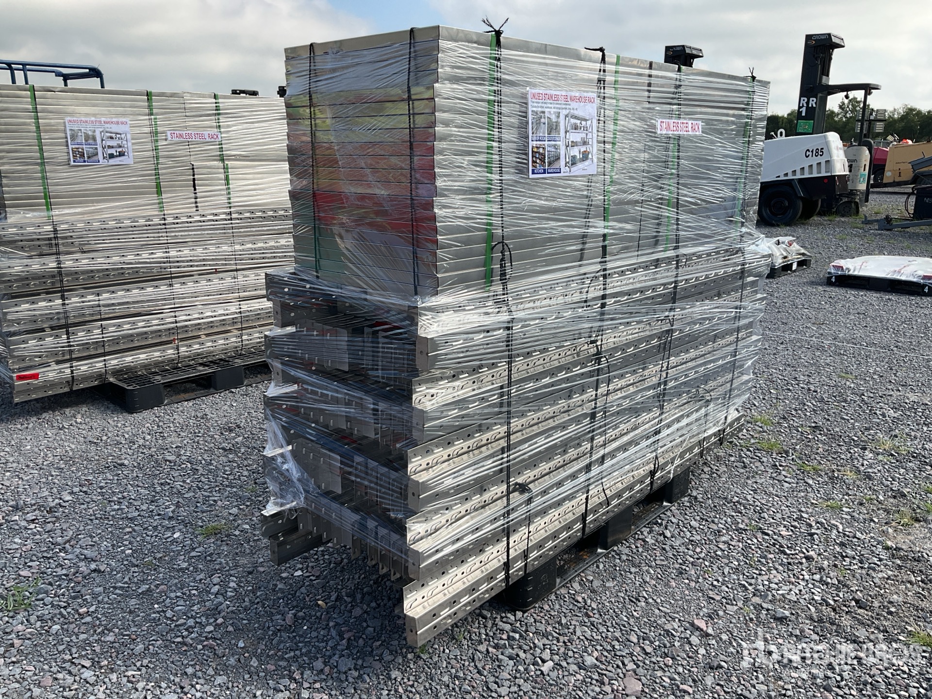 Aspect général with Image, coin arrière droit