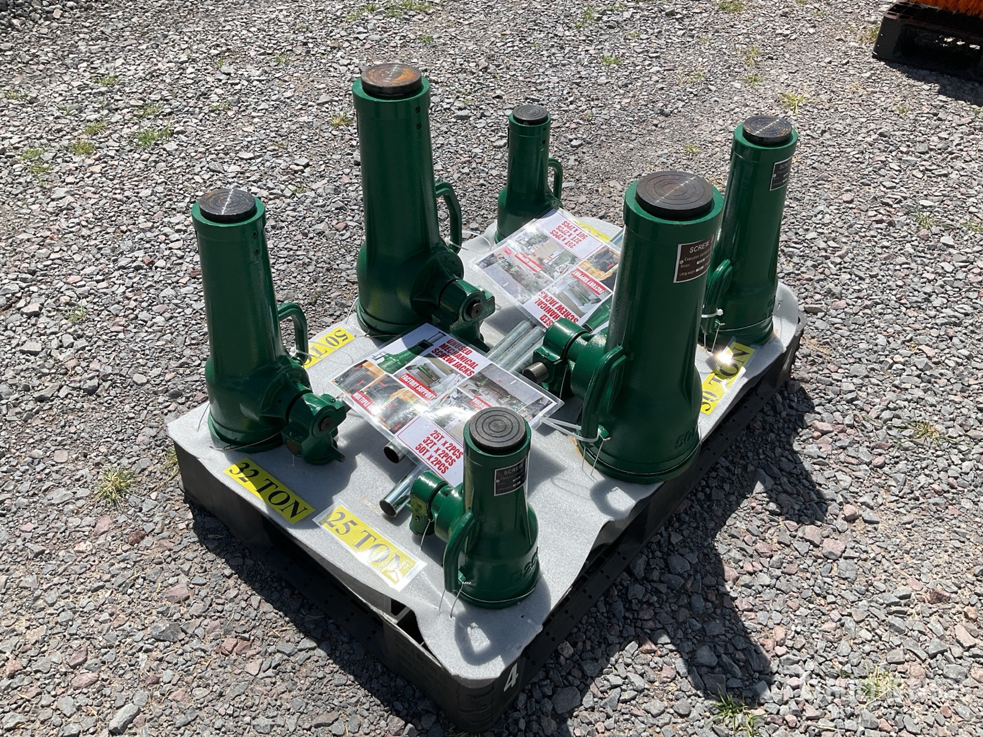 General Appearance with Imagen: esquina trasera derecha