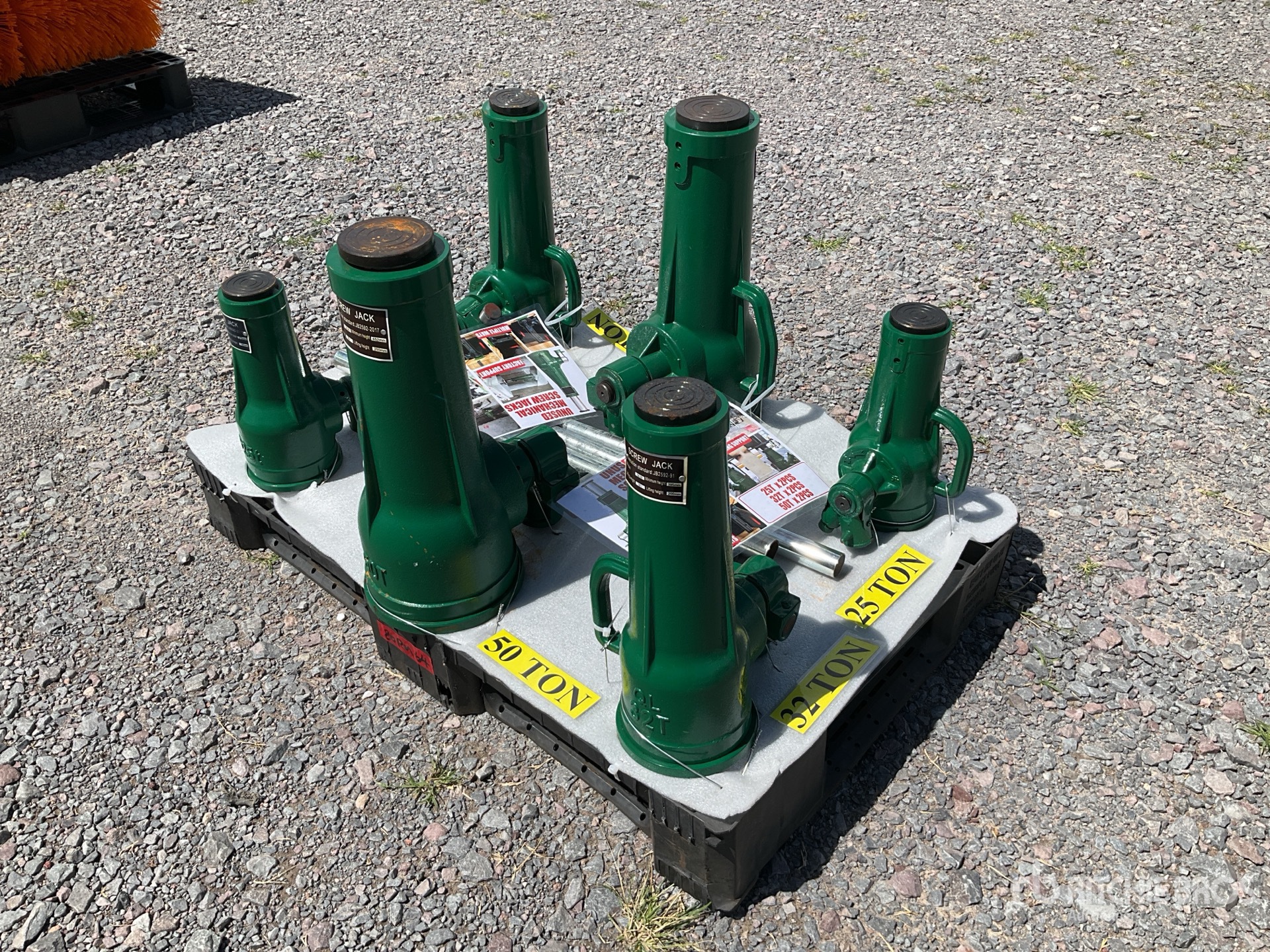 General Appearance with Imagen: esquina trasera izquierda