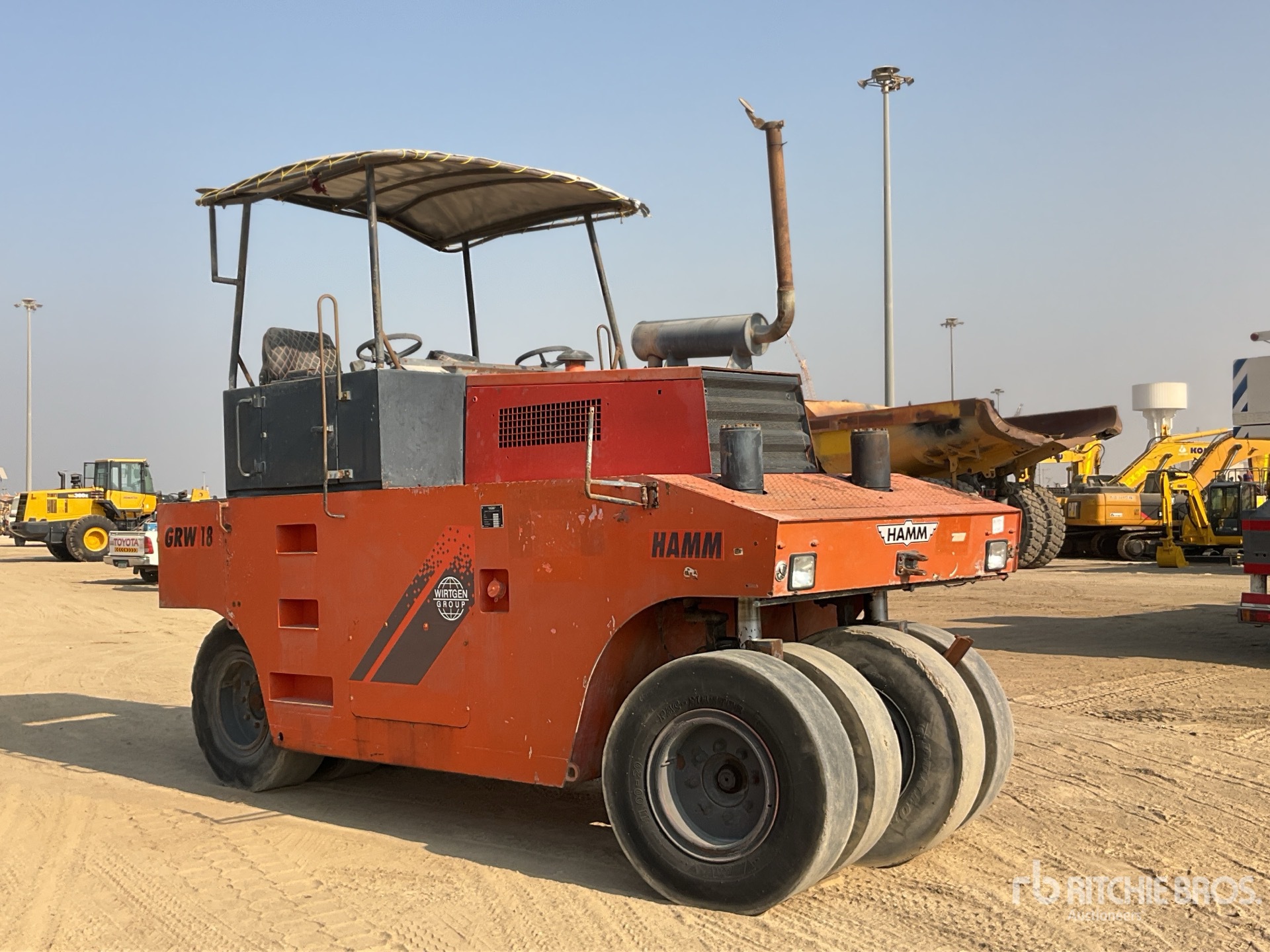 Aspect général with Image, coin avant droit