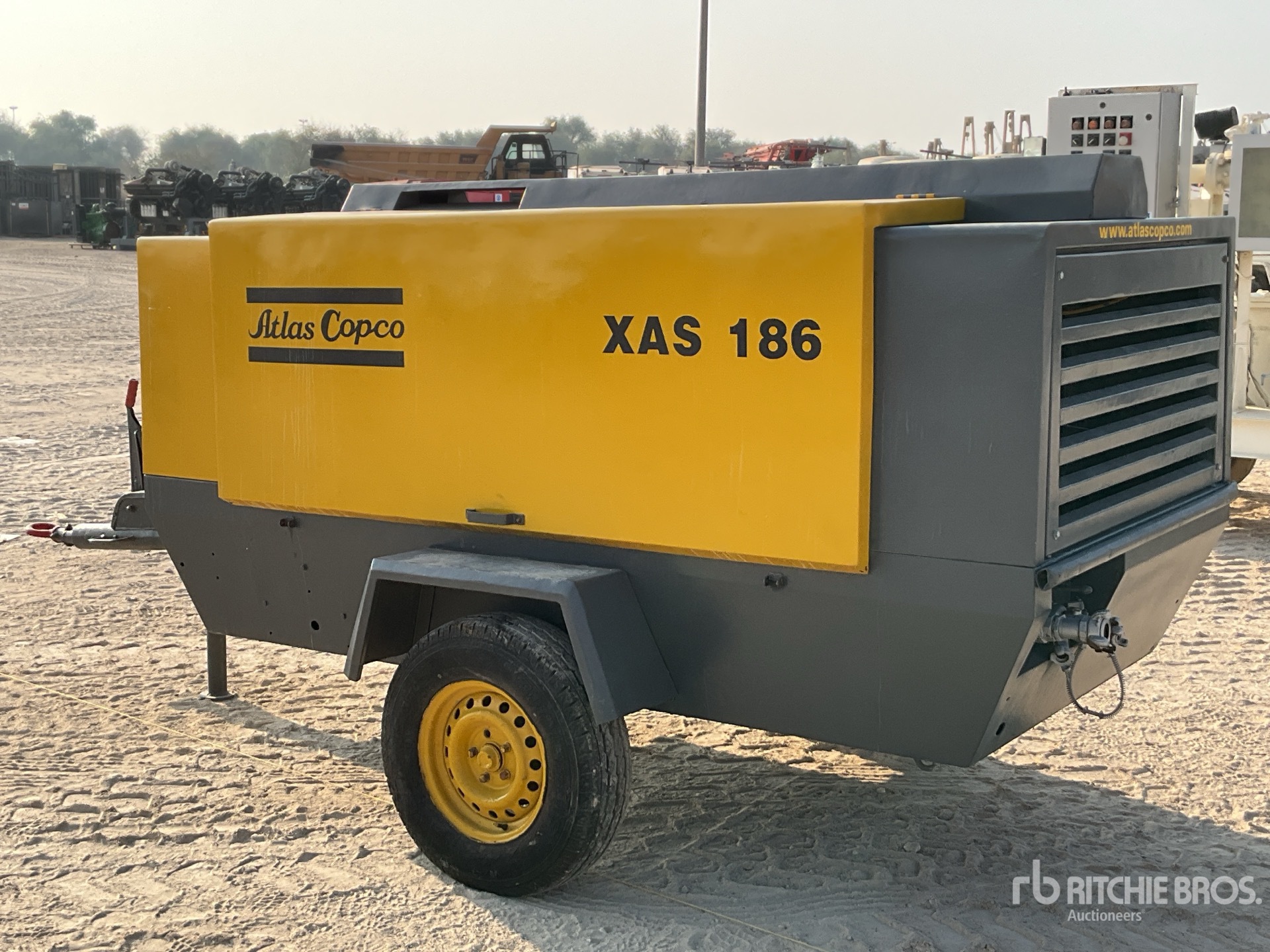 General Appearance with Imagen: esquina trasera izquierda