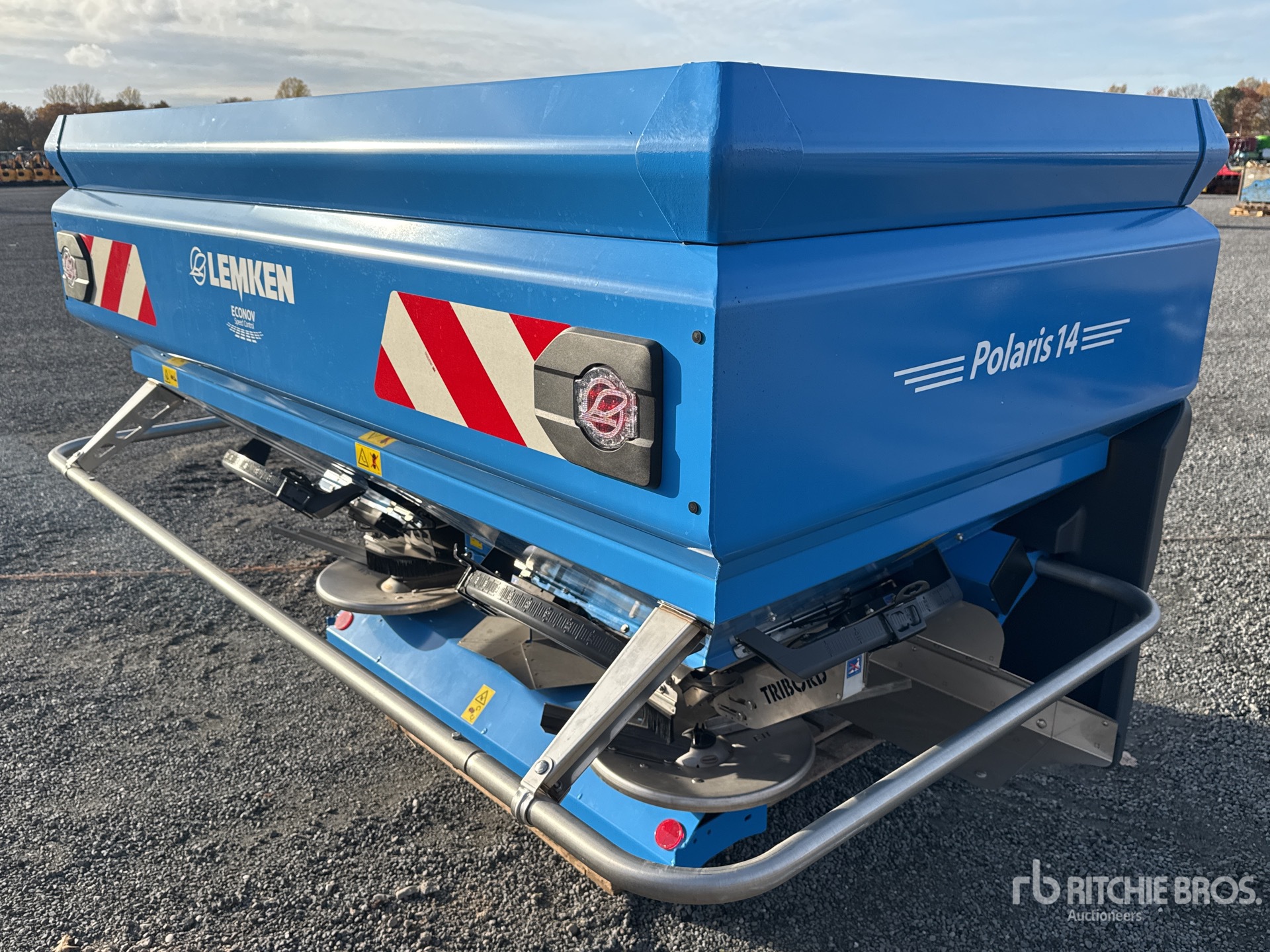 General Appearance with Imagen: esquina trasera derecha