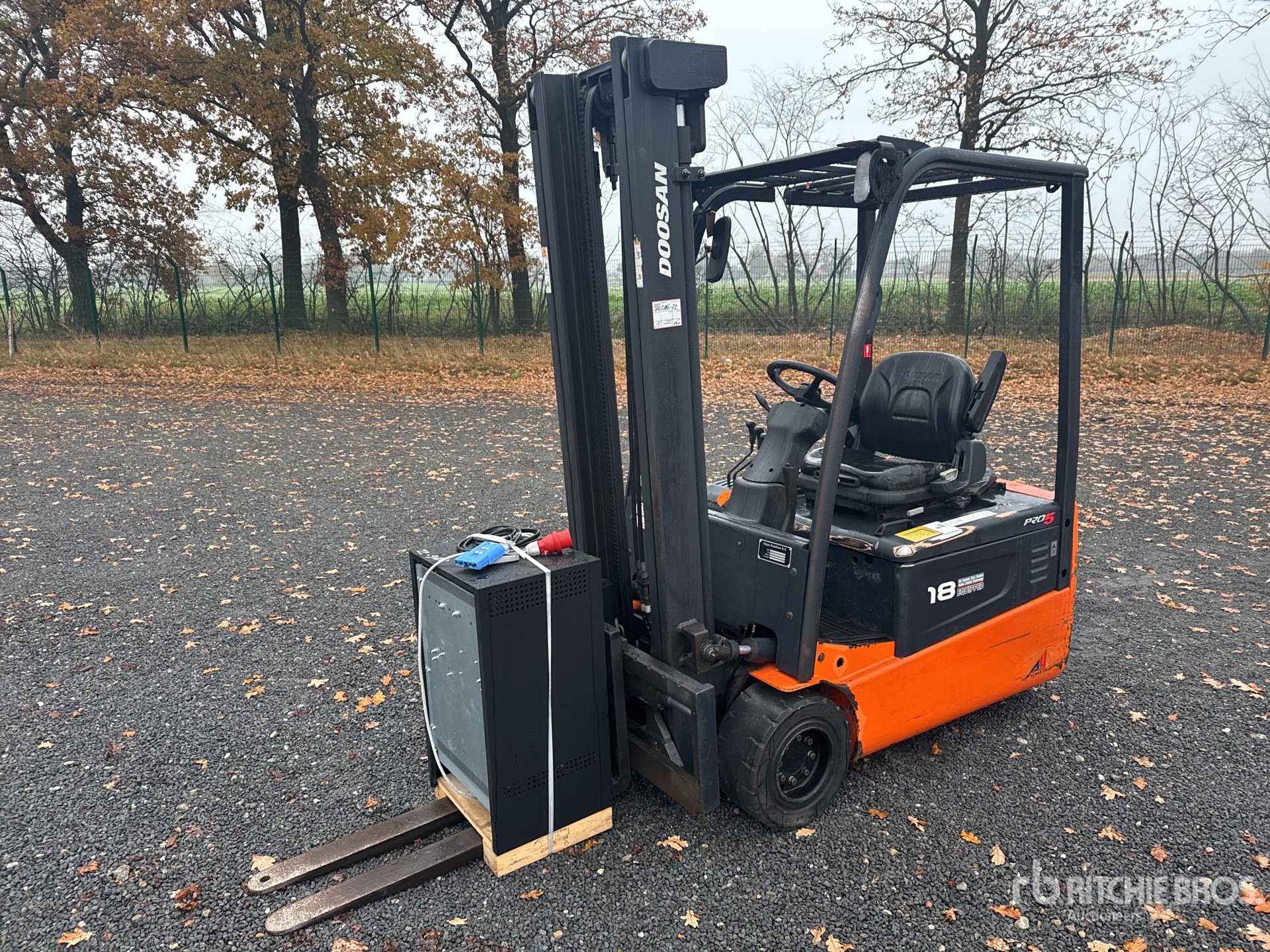 General Appearance with Picture, Left Front Corner