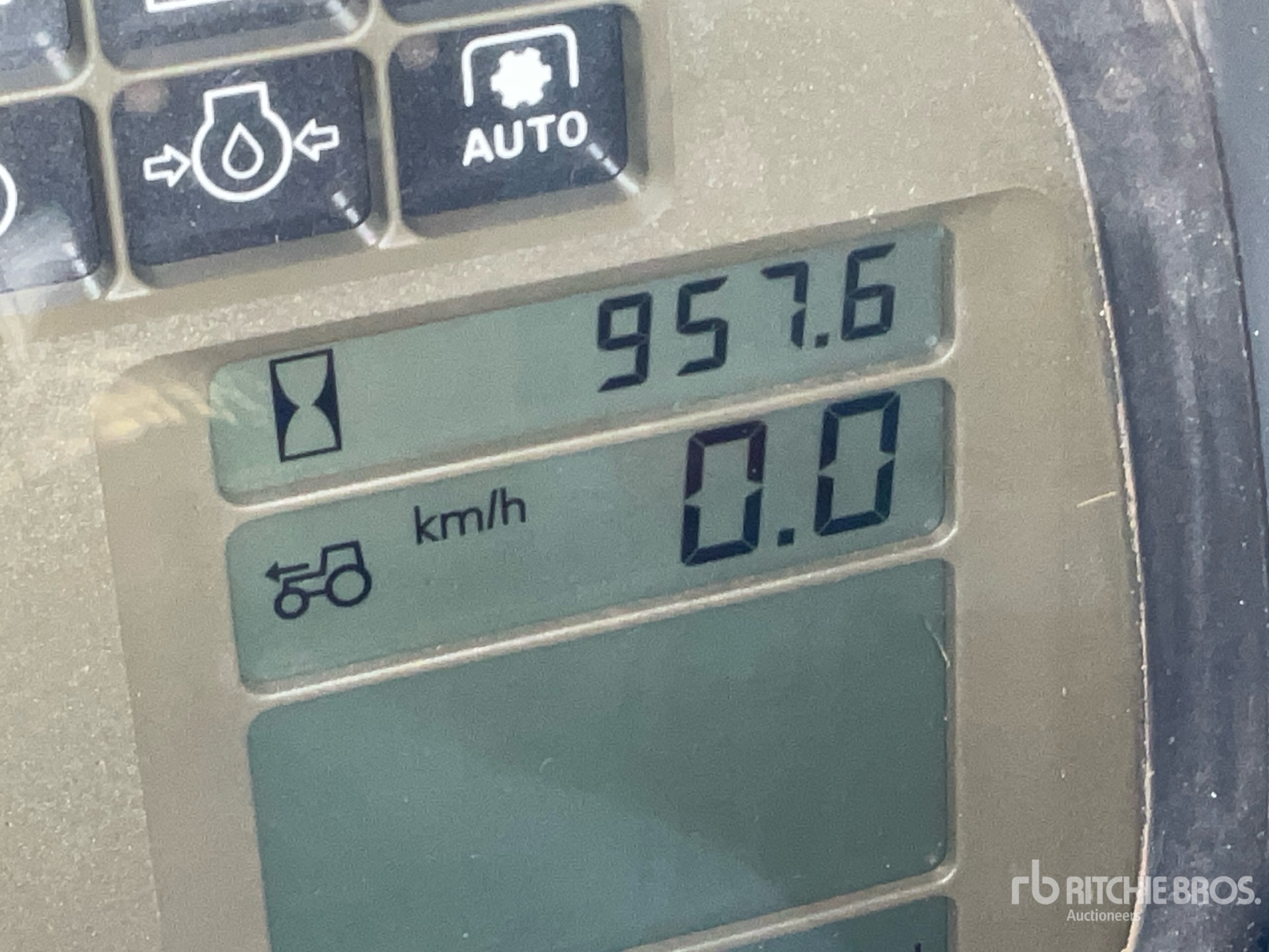 General Appearance with Hour Meter / Odometer