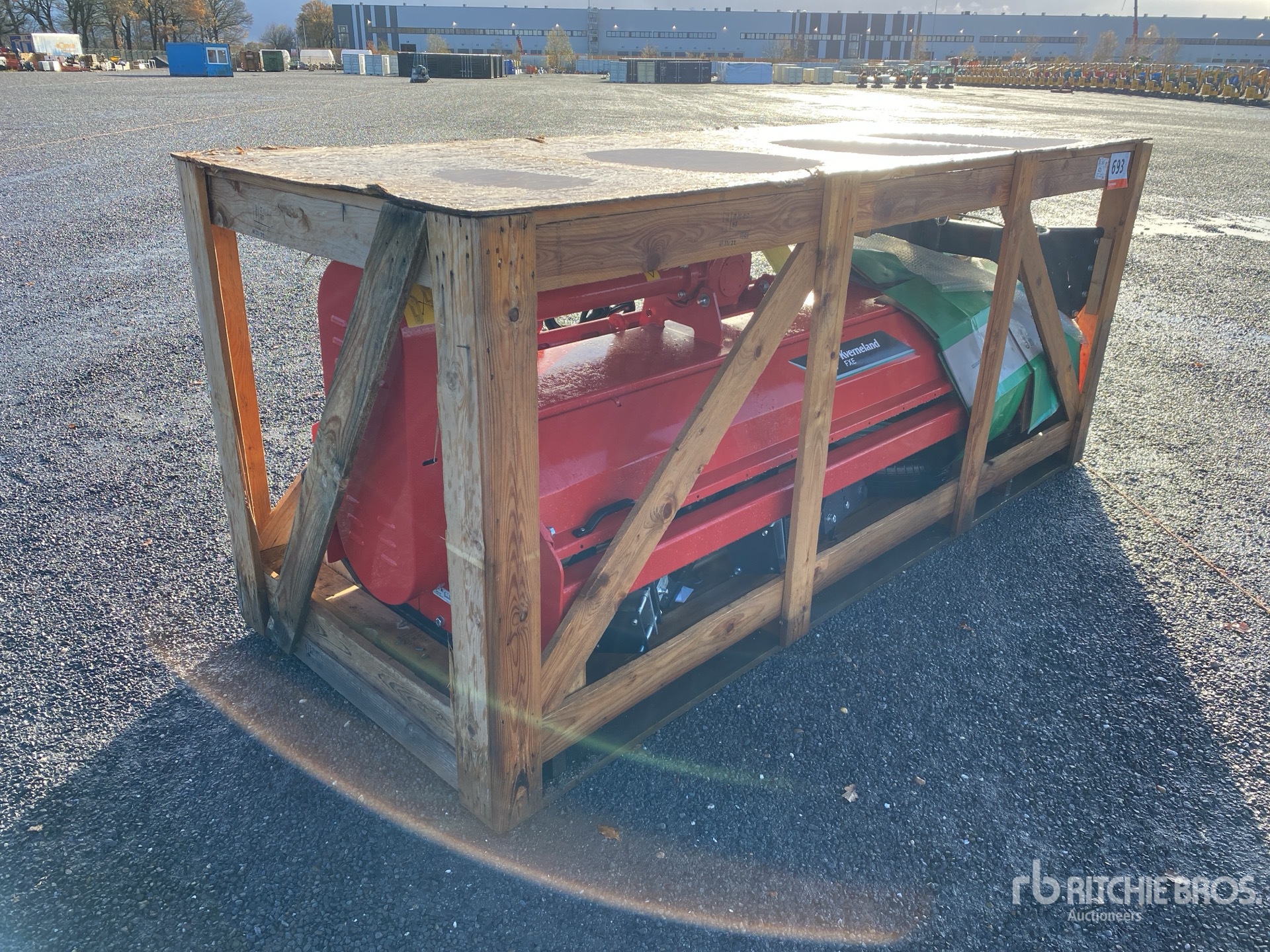 General Appearance with Picture, Right Front Corner