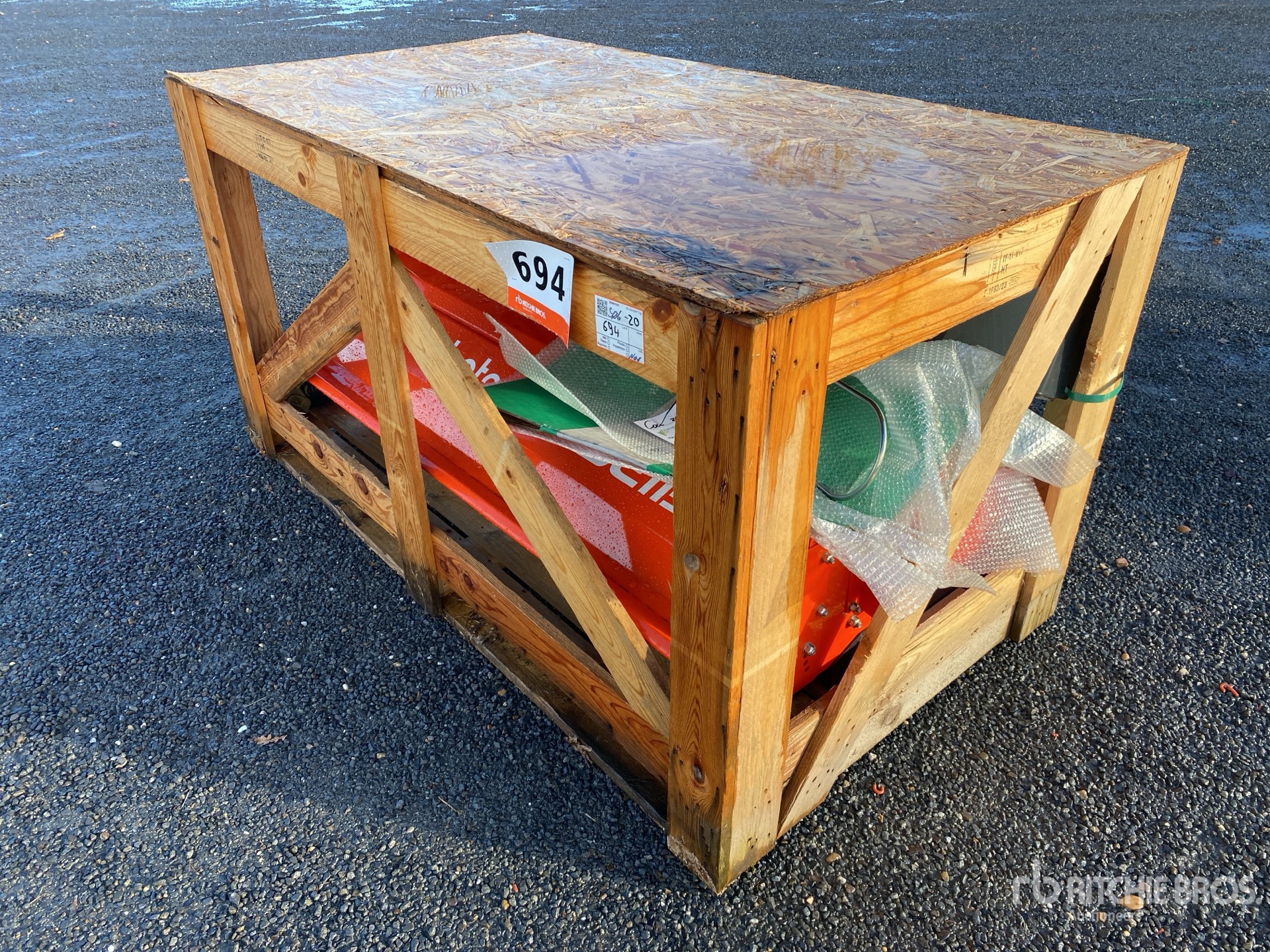 General Appearance with Picture, Left Front Corner