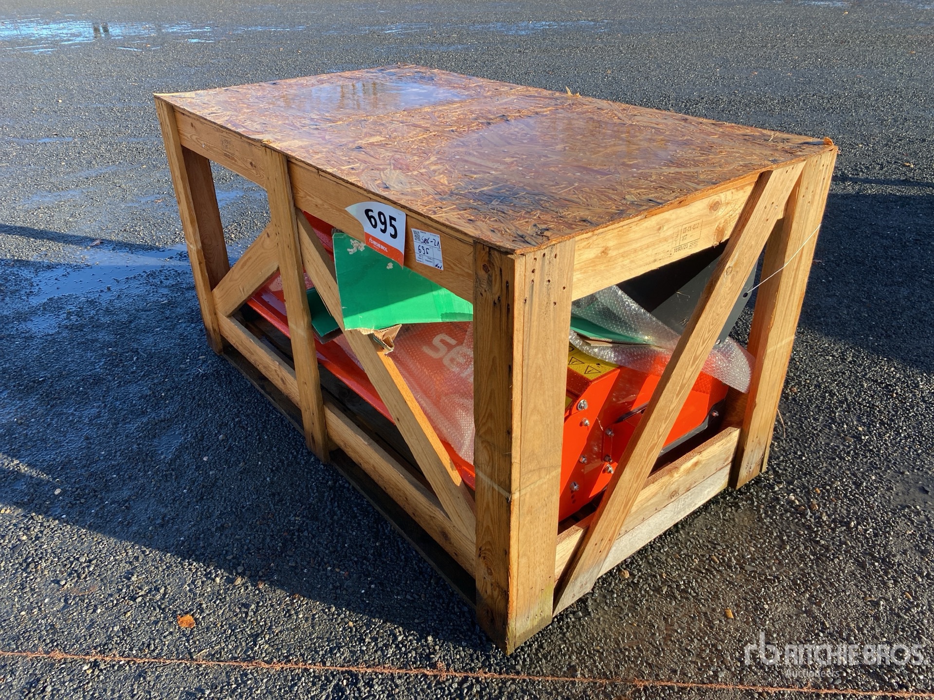 General Appearance with Picture, Left Front Corner