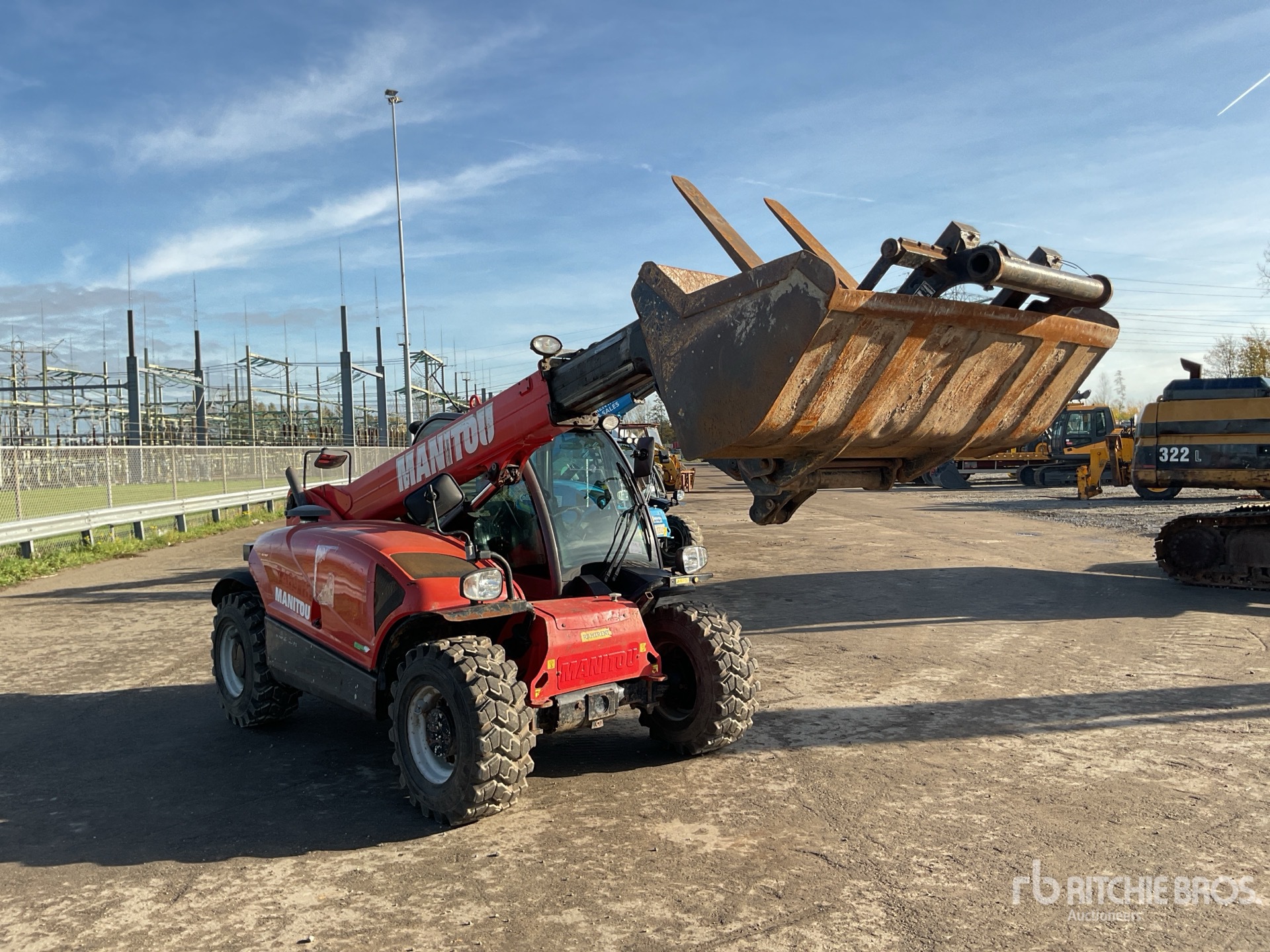 General Appearance with Picture, Right Front Corner