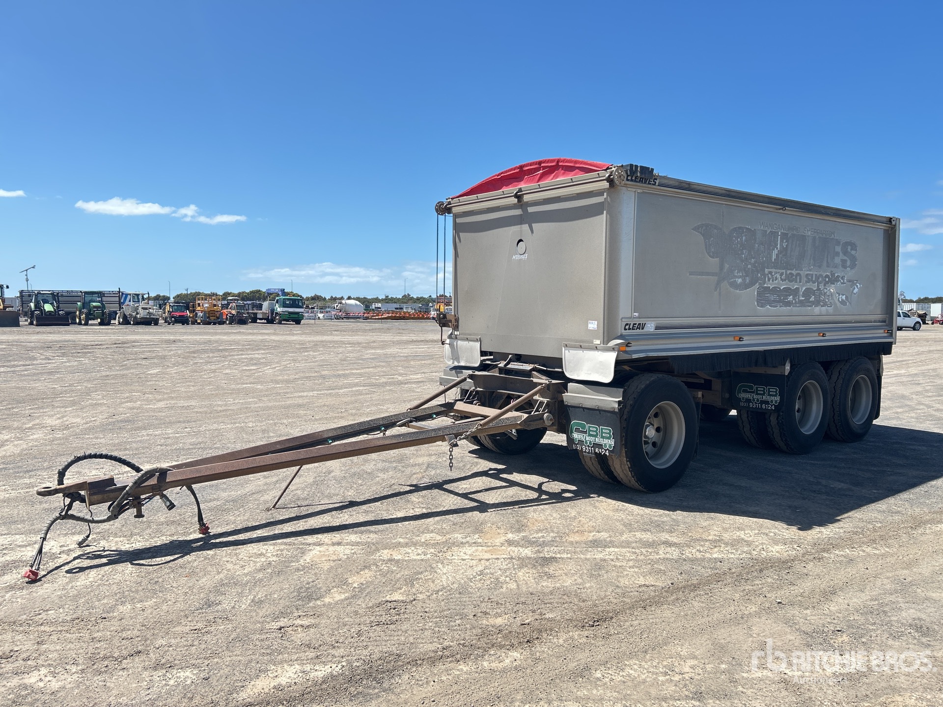 General Appearance with Foto, angolo anteriore destro