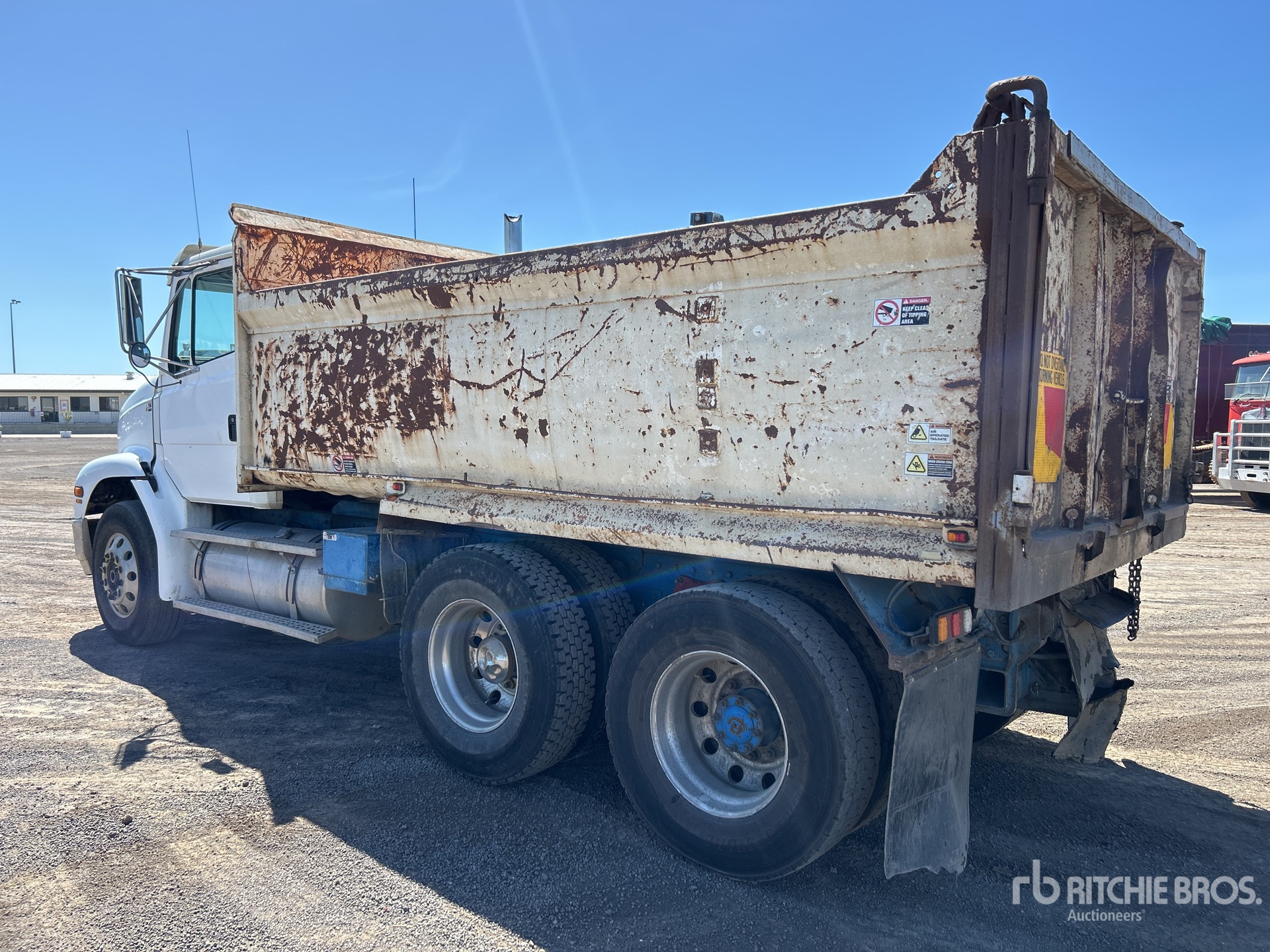 General Appearance with Bild, Ecke hinten rechts