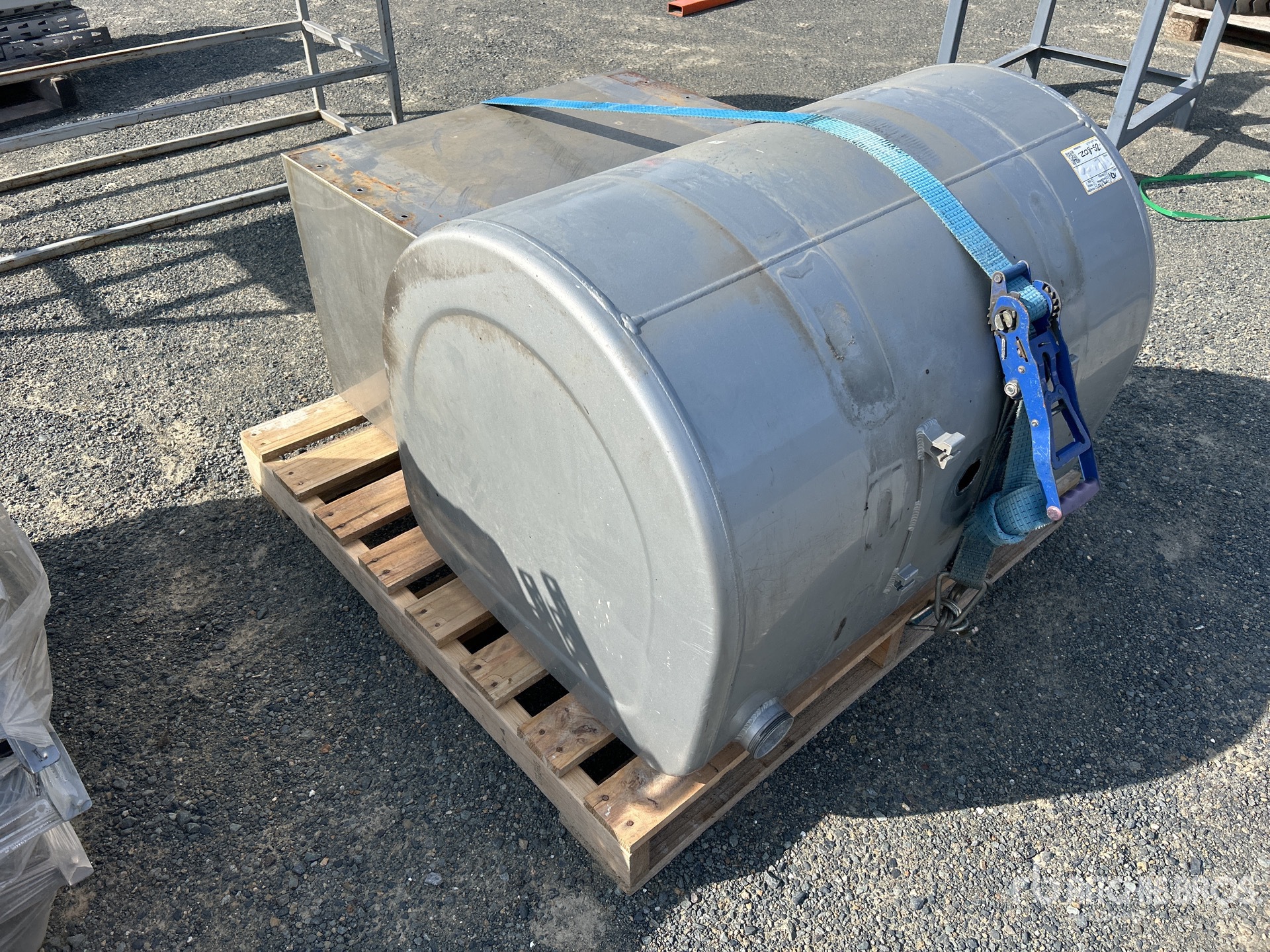 General Appearance with Foto, angolo anteriore destro