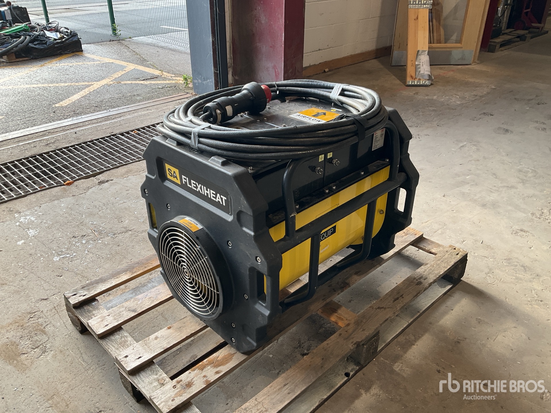 General Appearance with Imagen: esquina trasera derecha