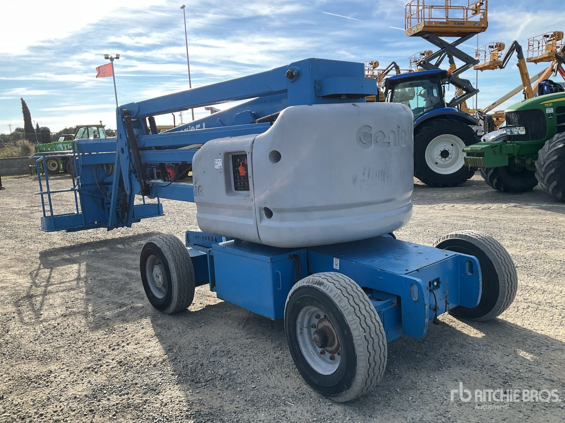 General Appearance with Picture, Right Front Corner