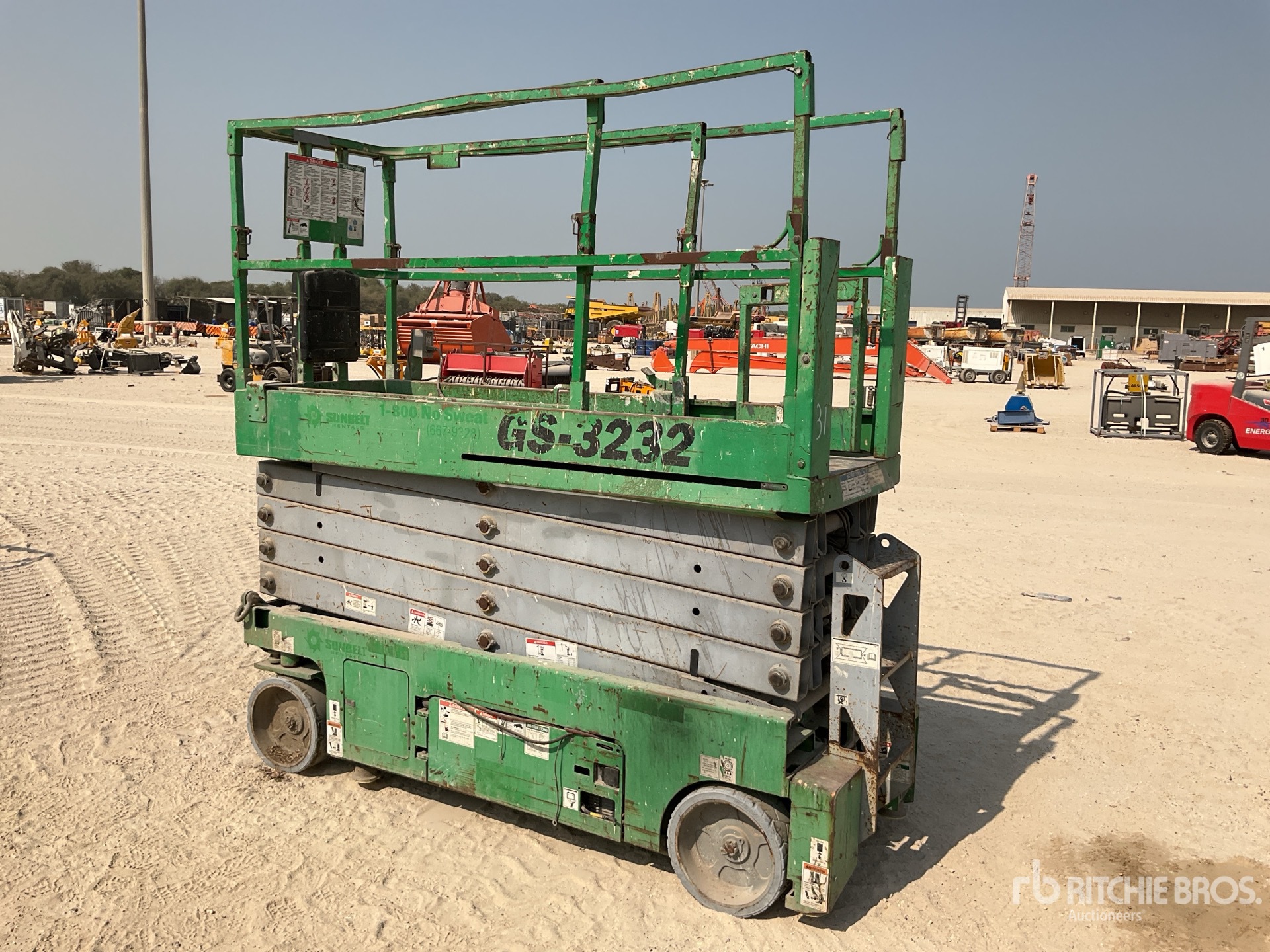 General Appearance with Bild, Ecke vorne rechts