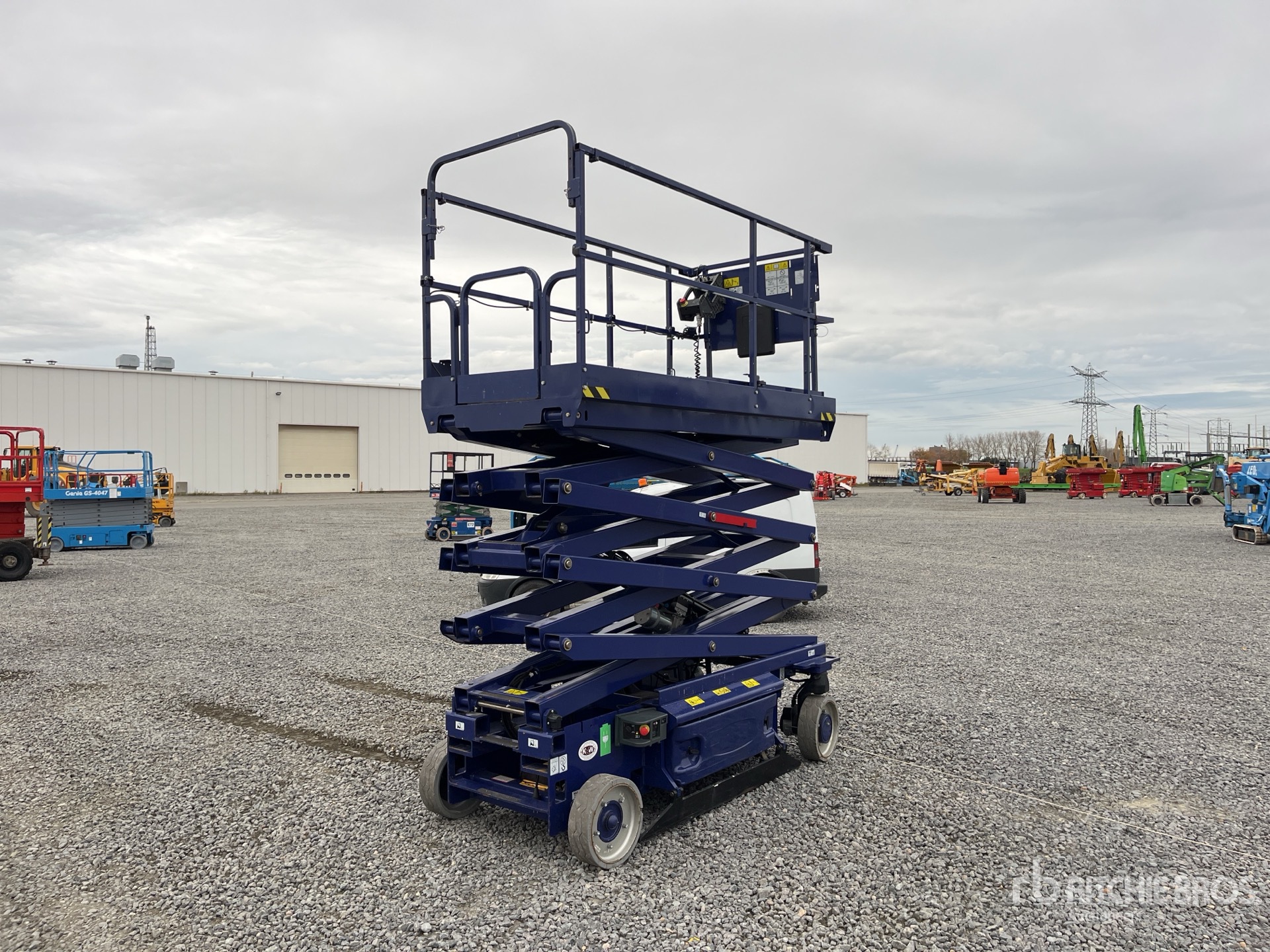 General Appearance with Bild, Ecke hinten rechts